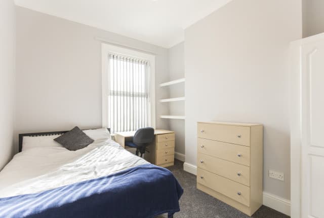 4 Bed House - Brooklyn Street thumbnail 4