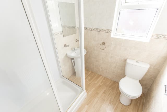 4 Bed House - Brooklyn Street thumbnail 8