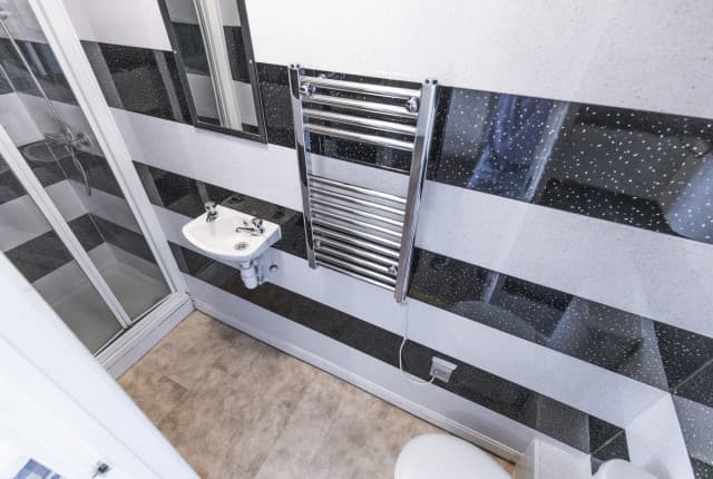 6 Bed House - Inglemire Lane thumbnail 6