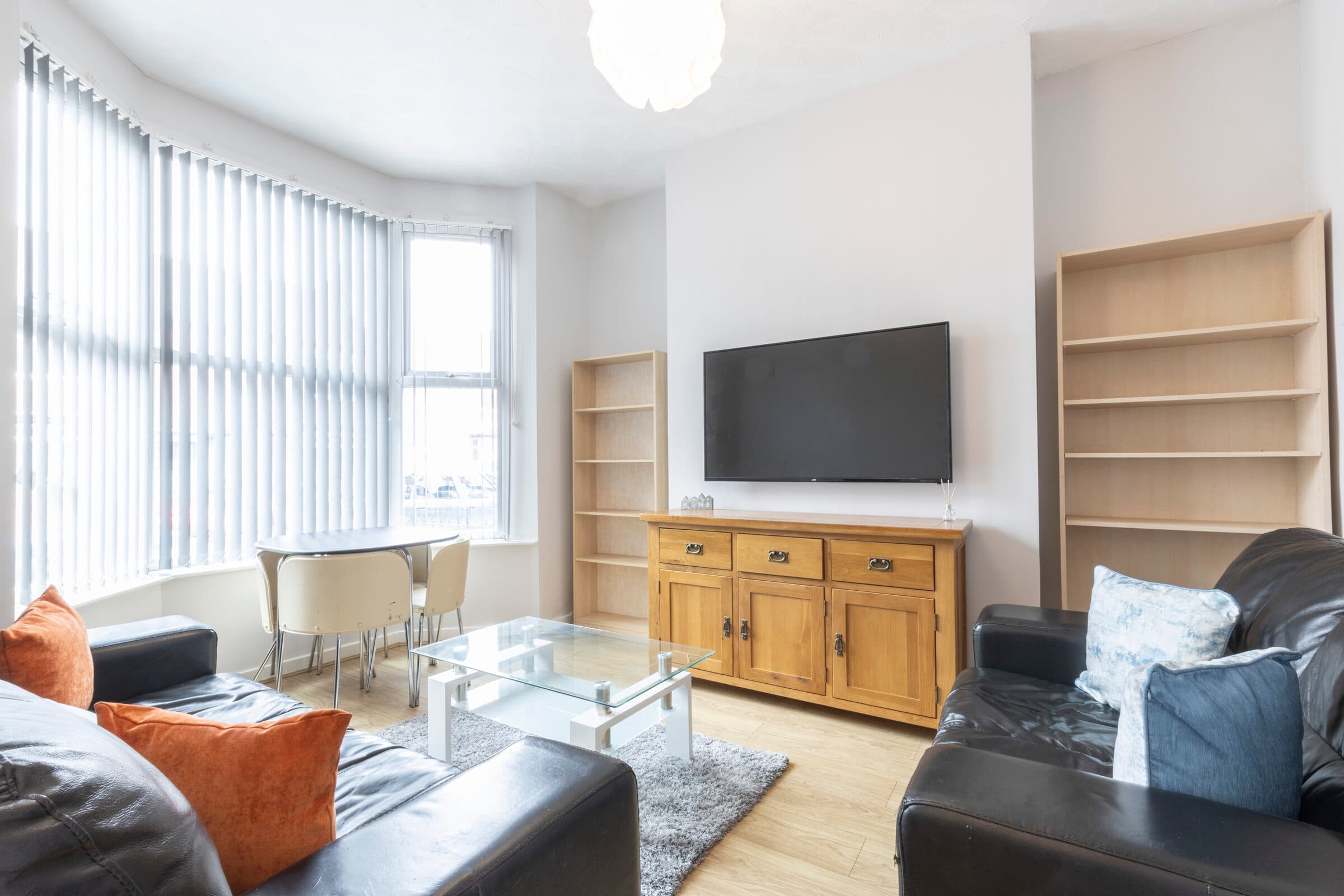 4 Bed House - Lambert Street photo 1