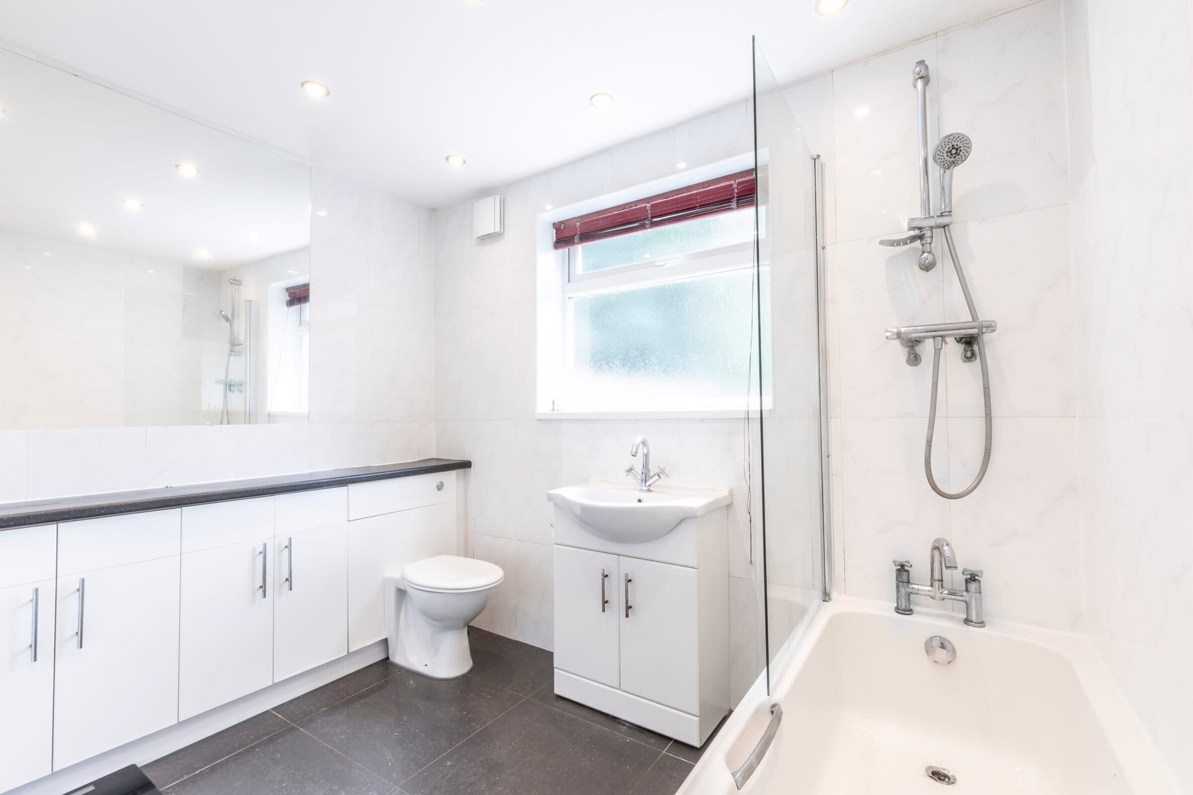 4 Bed House - Lambert Street thumbnail 8