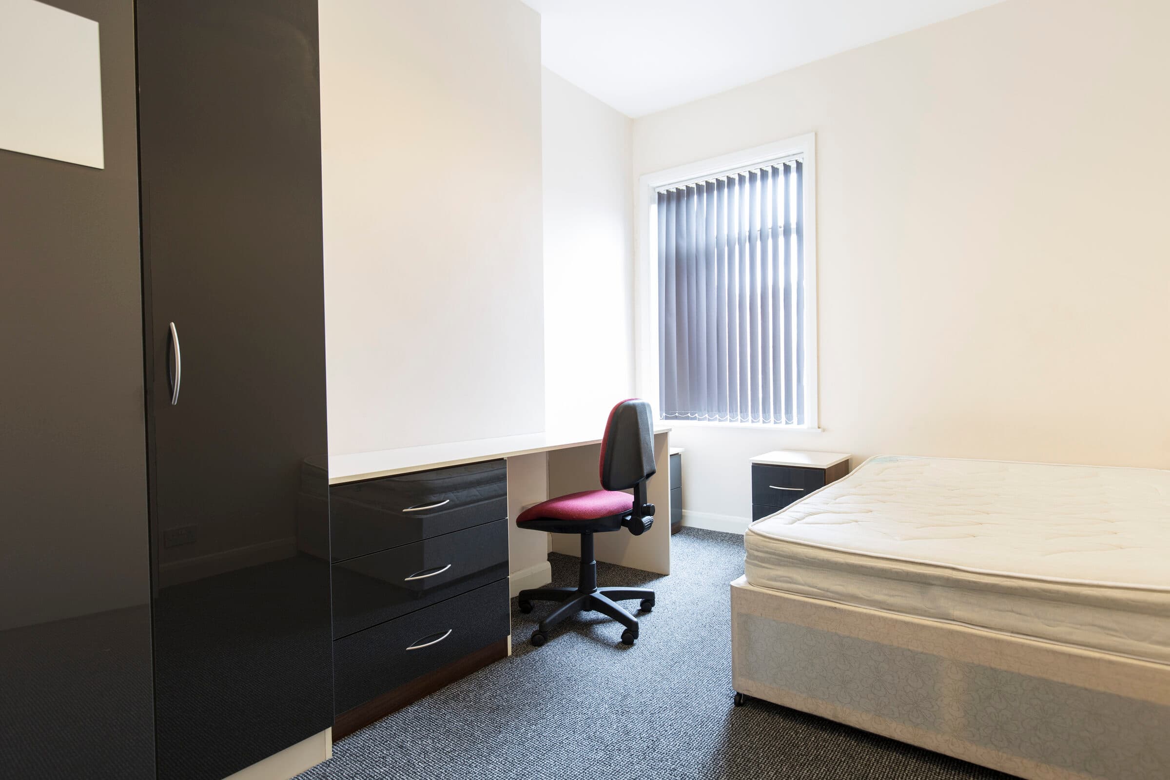 5 Bed House - Lambert Street thumbnail 9