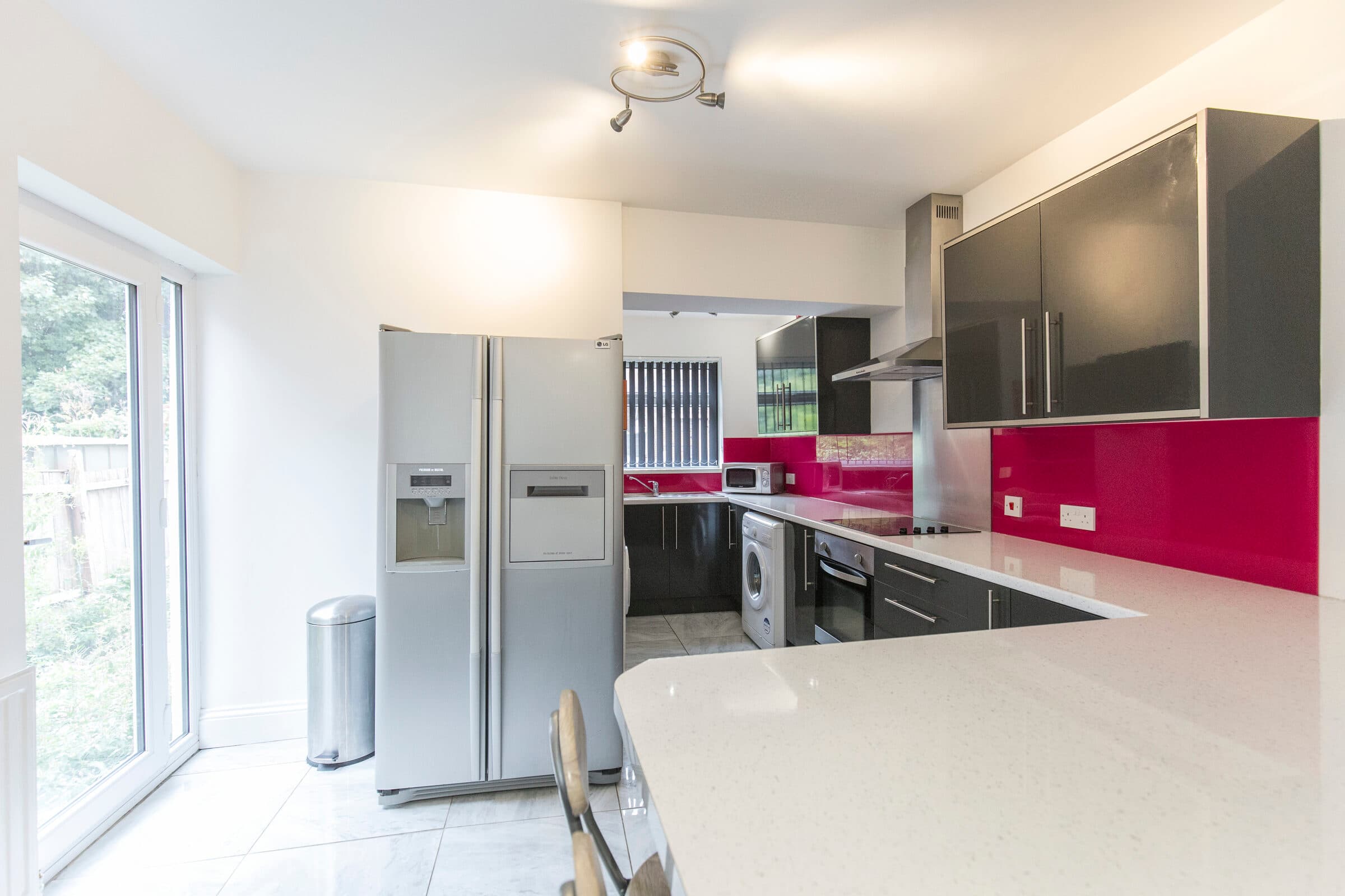 6 Bed House - Lambert Street photo 1