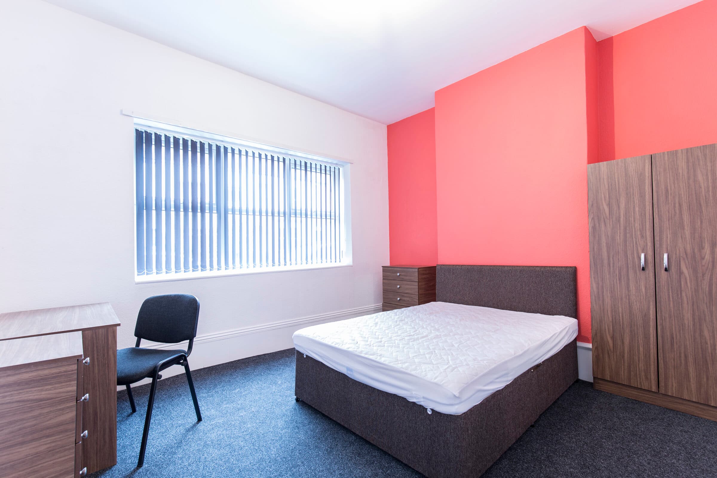 6 Bed House - Lambert Street thumbnail 4