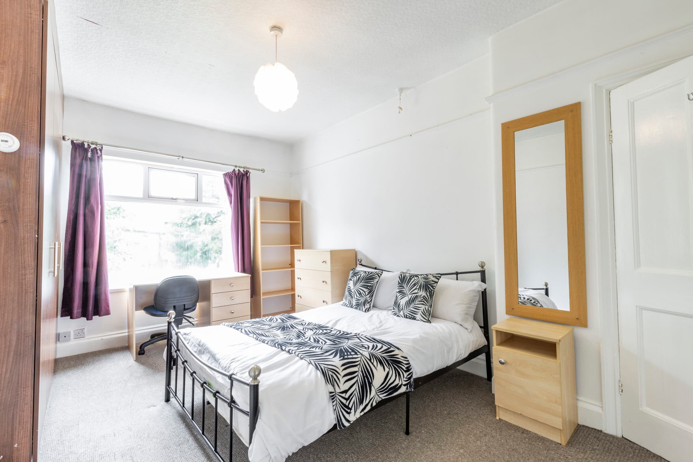 3 Bed House - Wellesley Avenue thumbnail 5