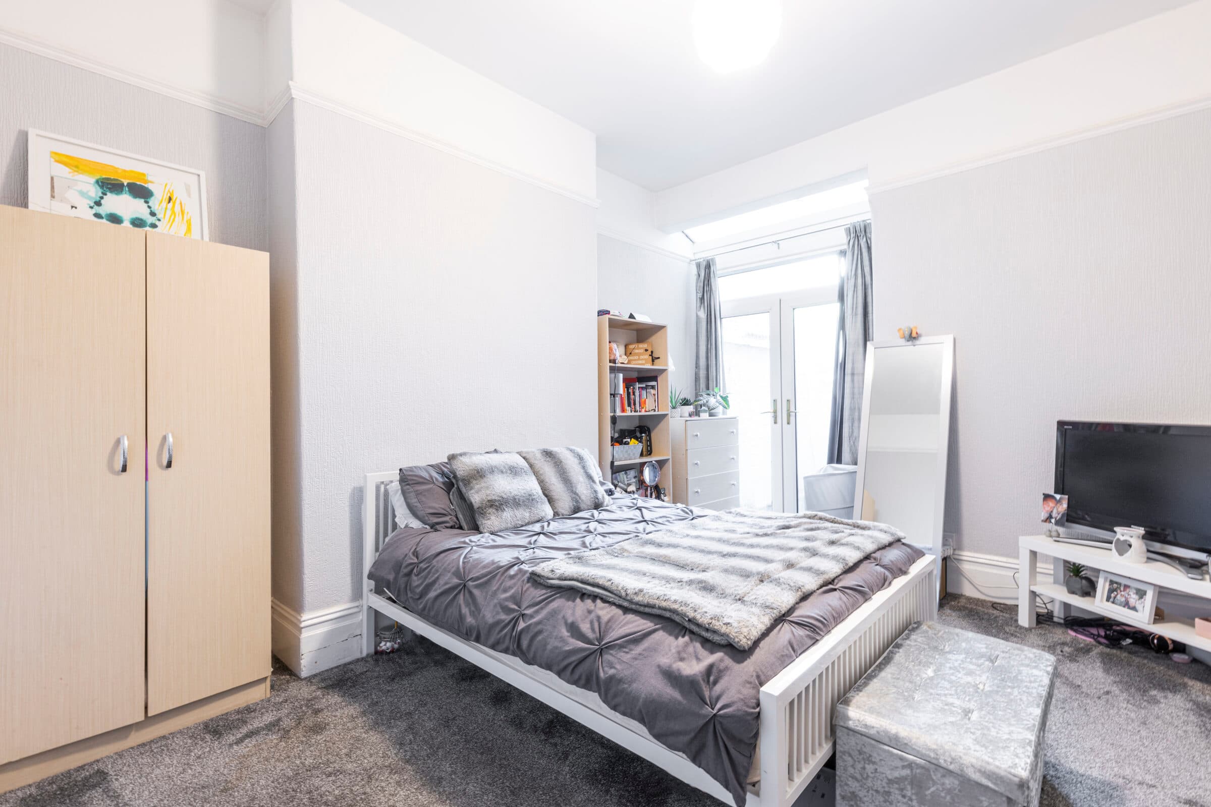 4 Bed House - Wellesley Avenue thumbnail 4