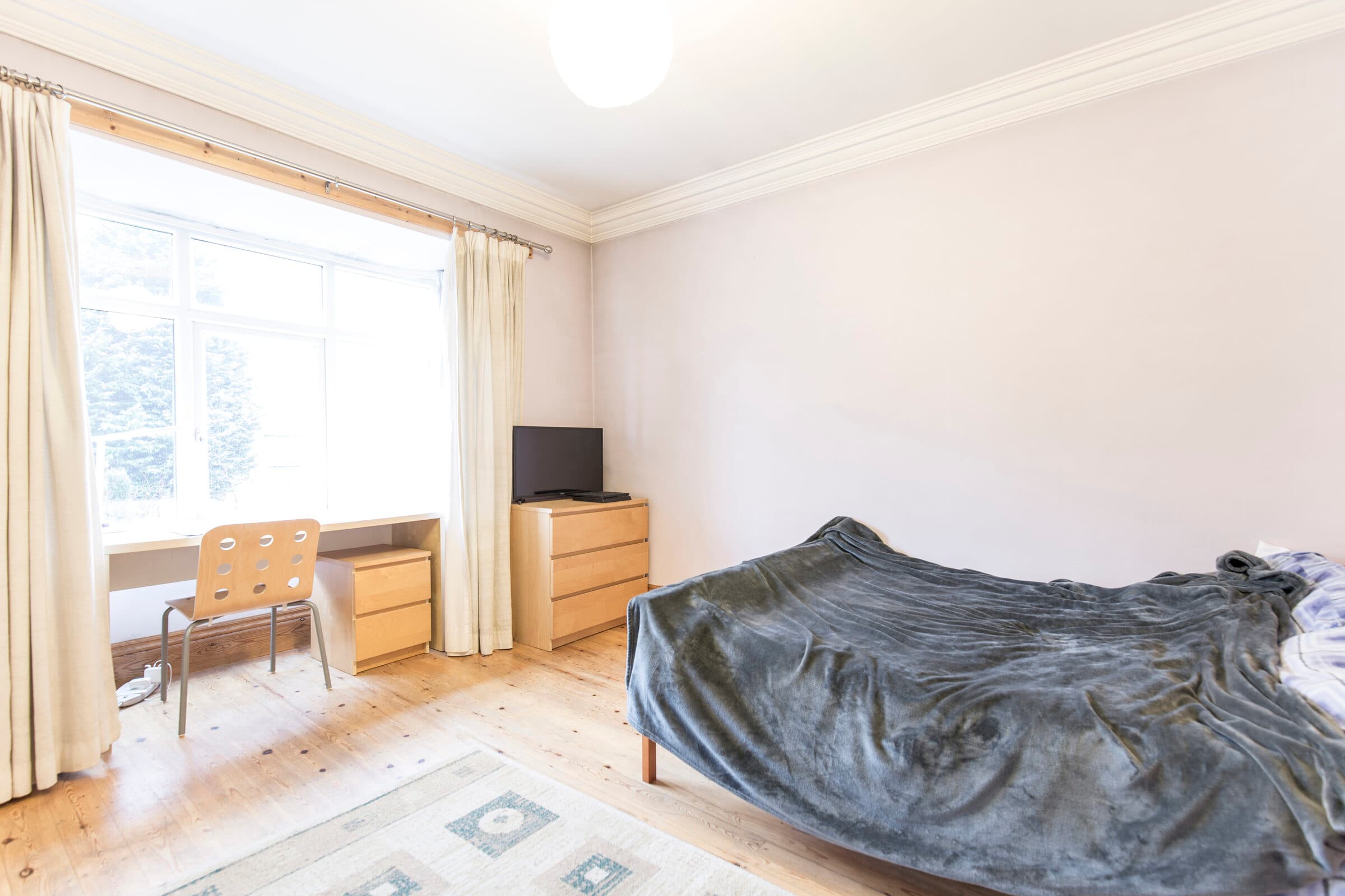 5 Bed House - Wellesley Avenue thumbnail 8