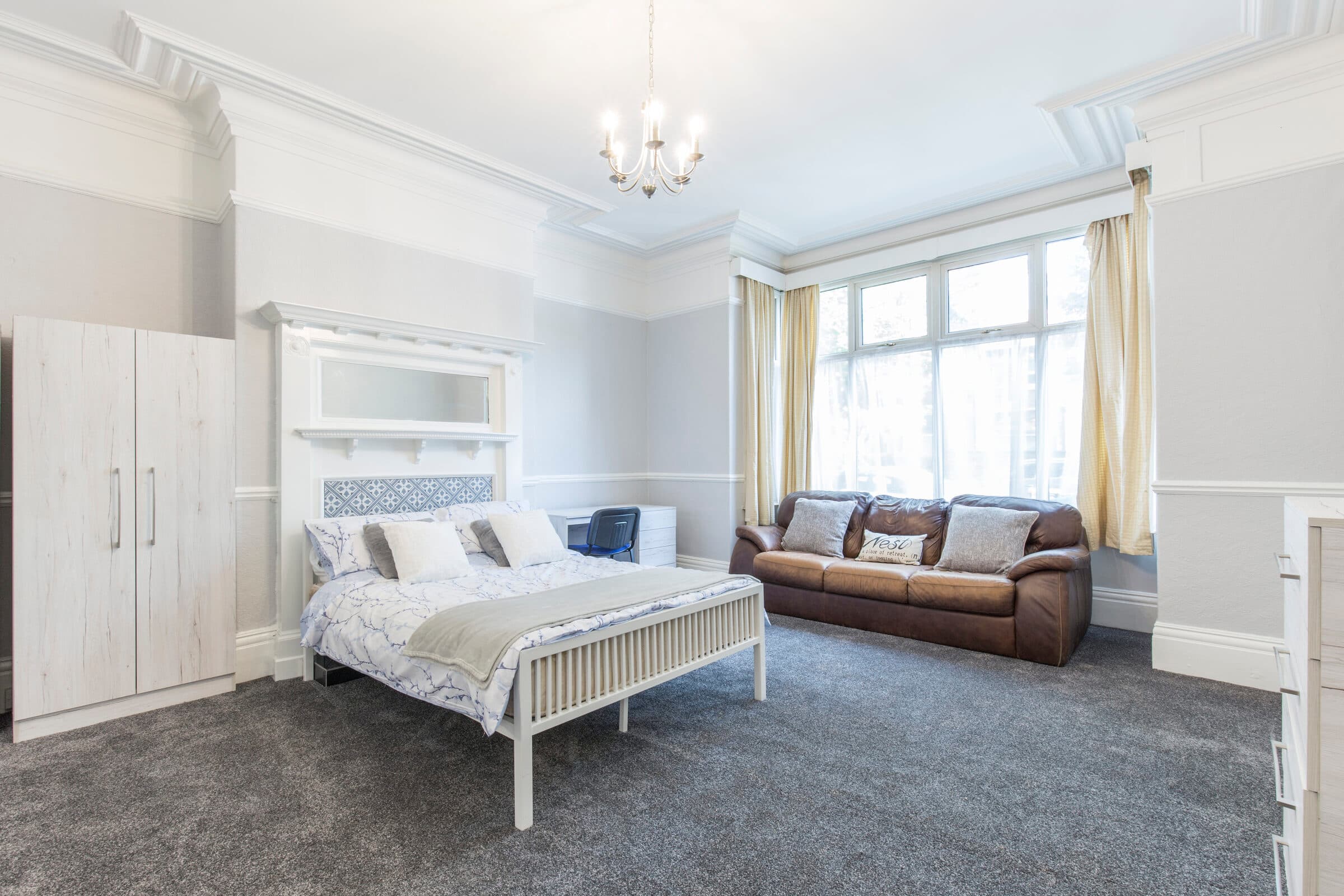 6 Bed House - Wellesley Avenue thumbnail 4