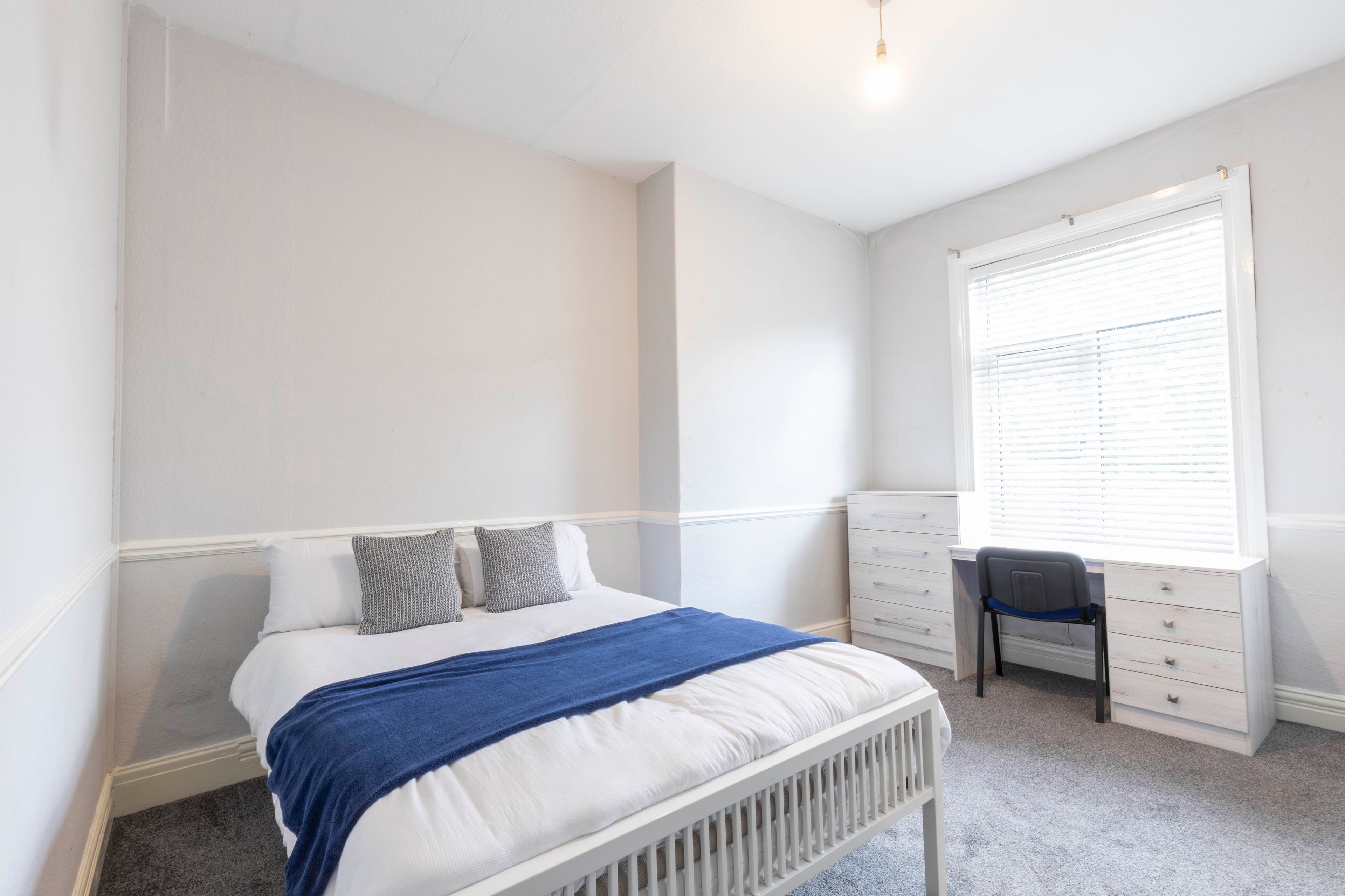 6 Bed House - Wellesley Avenue thumbnail 7