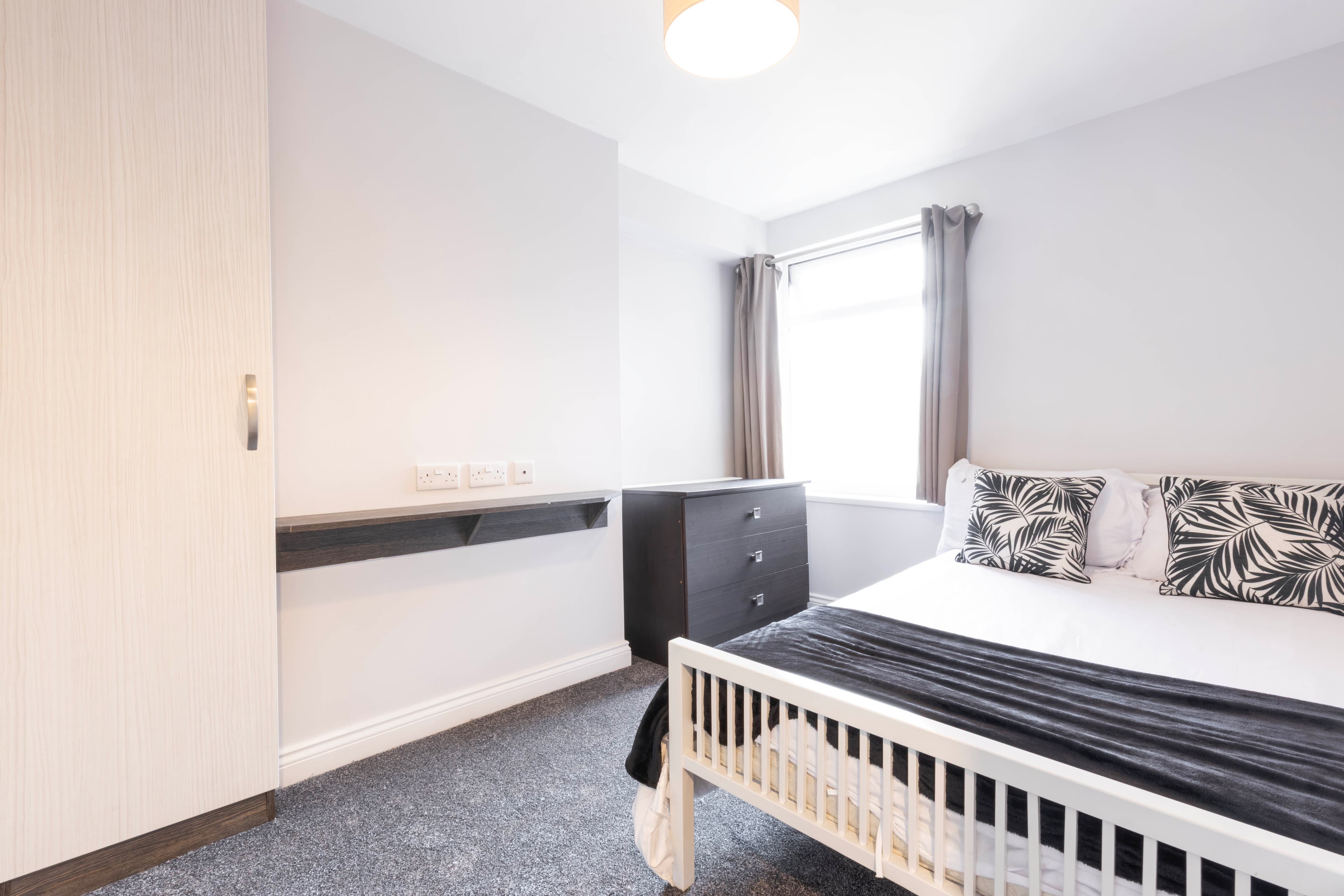 4 Bed House - Haworth Street thumbnail 5