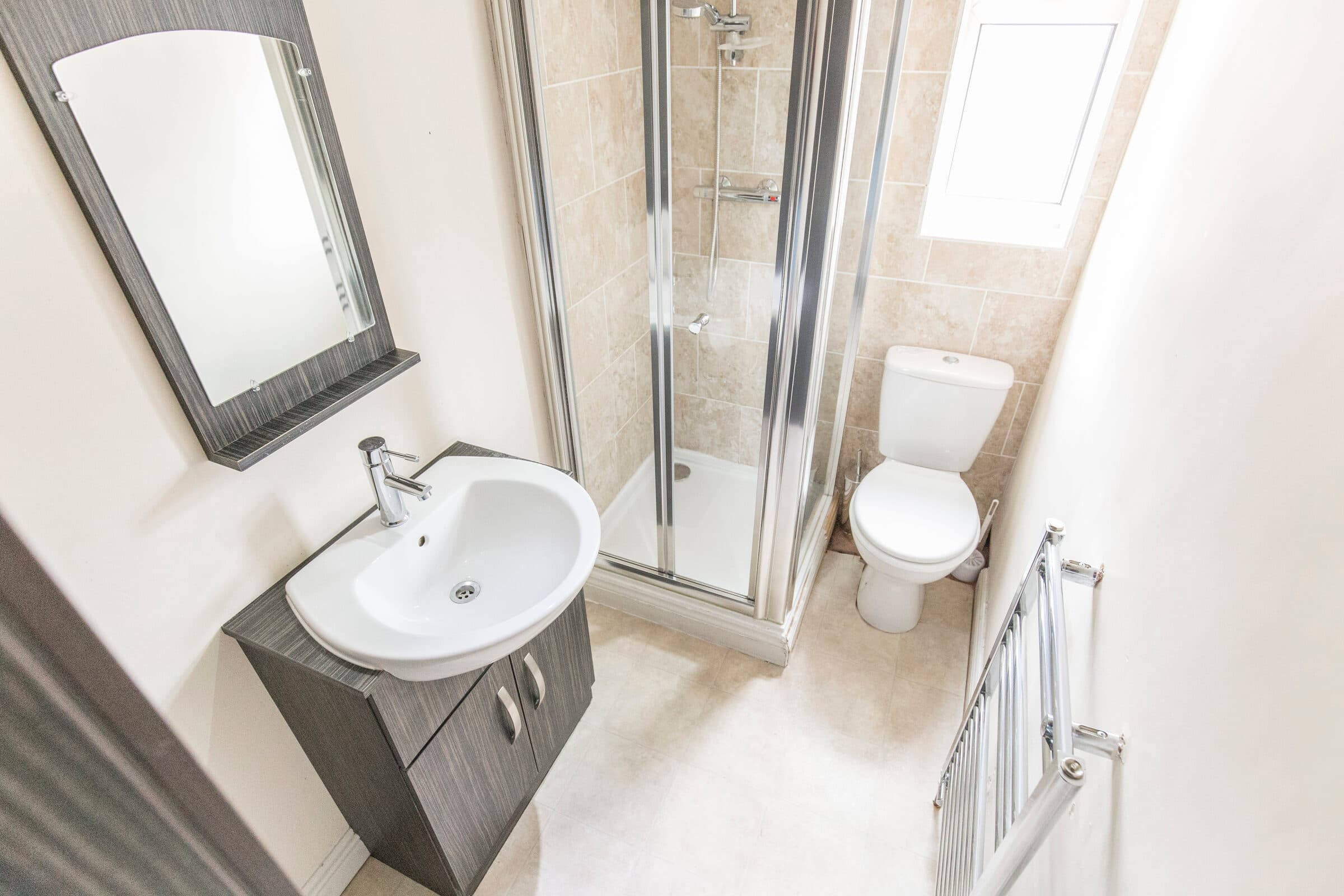 4 Bed House - Haworth Street thumbnail 8