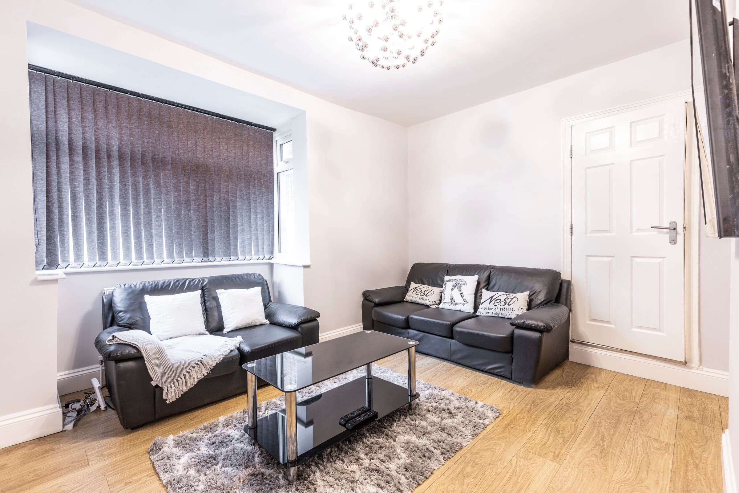 6 Bed House - Wellesley Avenue thumbnail 2