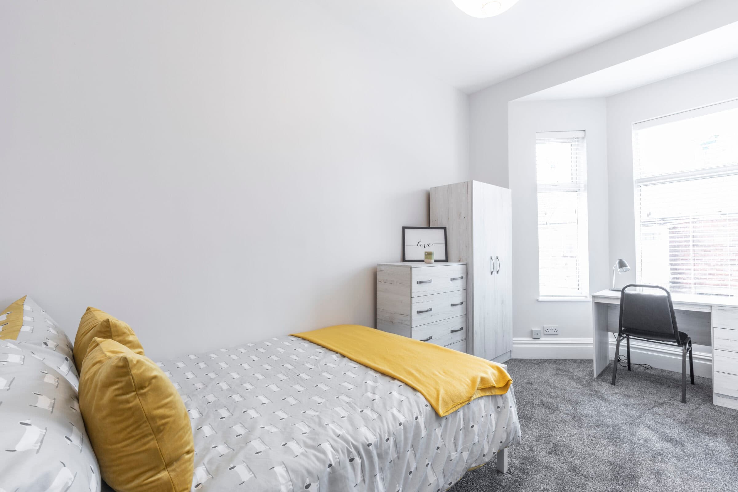 6 Bed House - Wellesley Avenue thumbnail 10