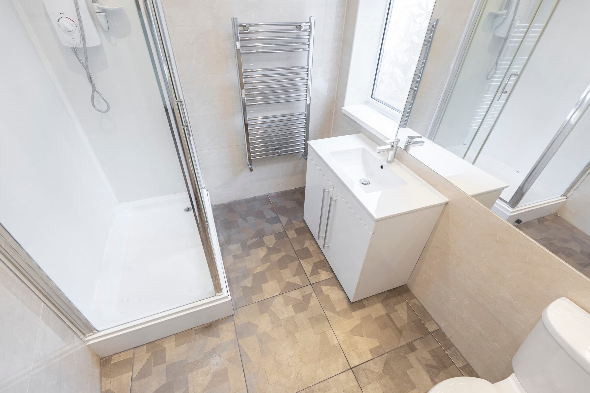 6 Bed House - Wellesley Avenue thumbnail 8