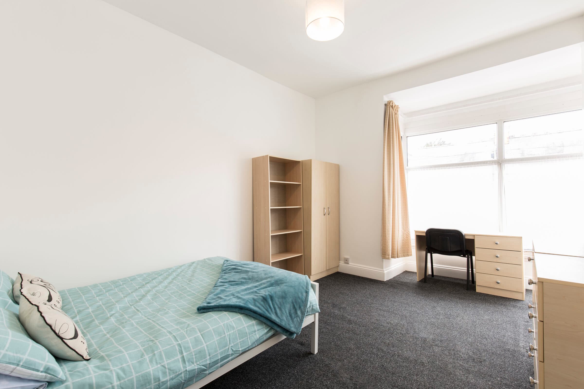 6 Bed House - Wellesley Avenue thumbnail 9