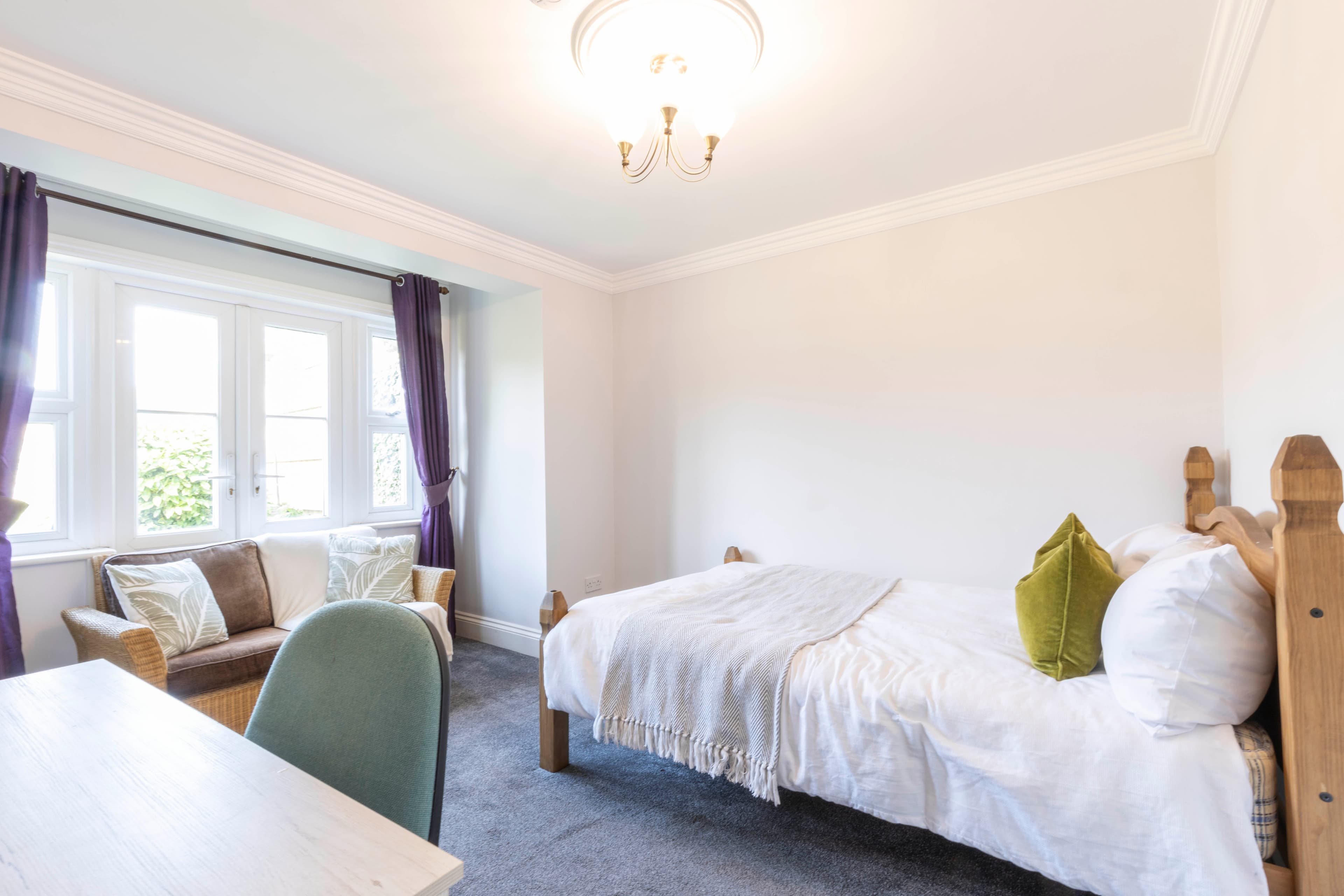 6 Bed House - Wellesley Avenue thumbnail 4