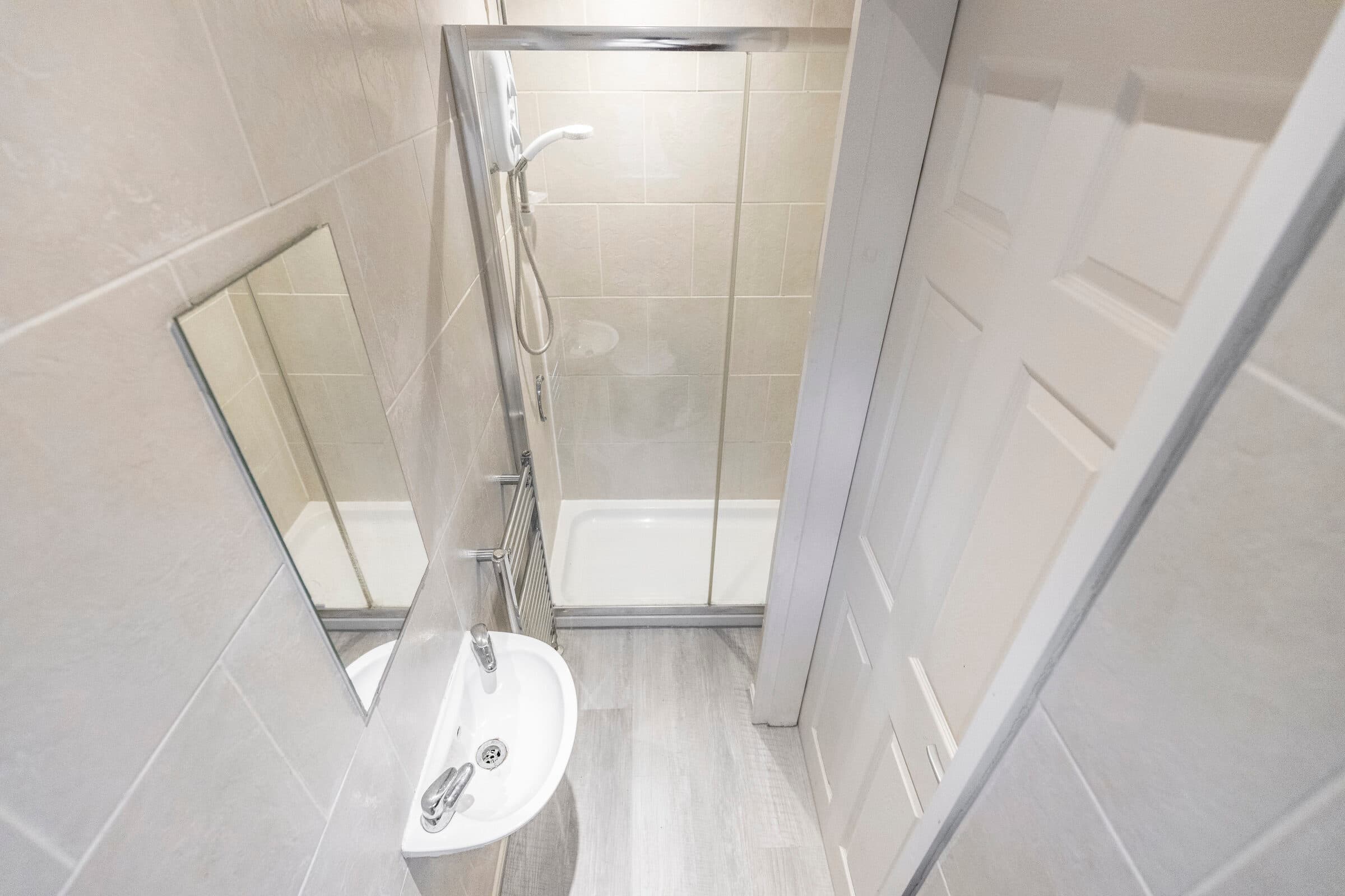 4 Bed House - Haworth Street thumbnail 6