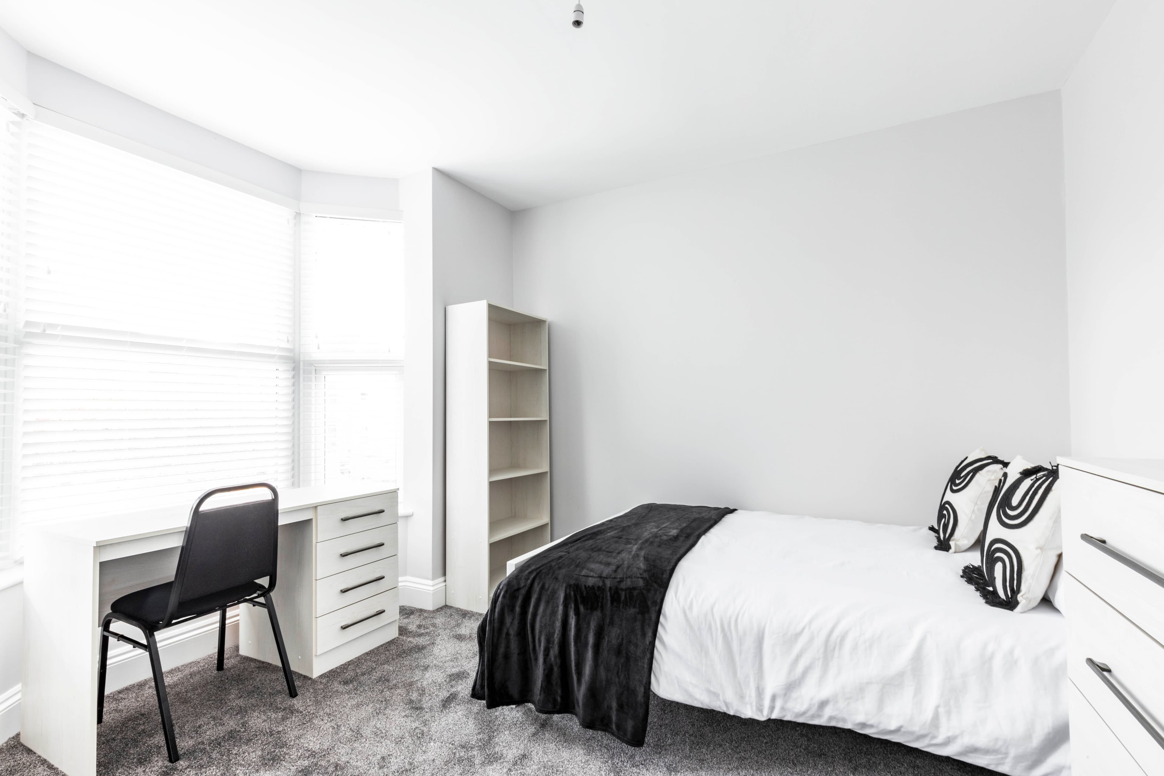 1 Bed Flat - Beresford Avenue, Flat 3 thumbnail 4