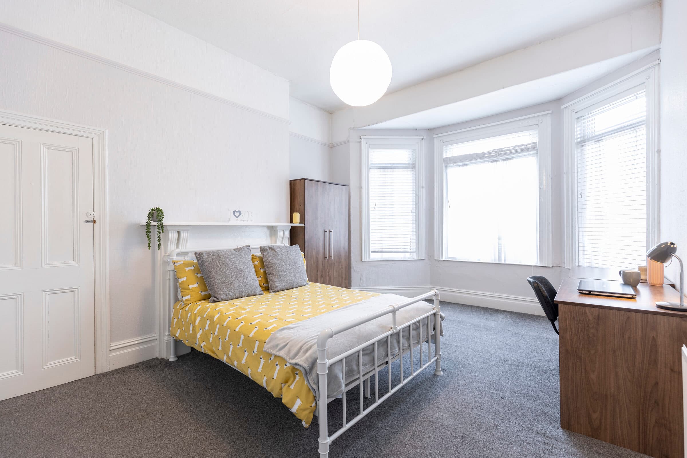 7 Bed House - Beverley Road thumbnail 12