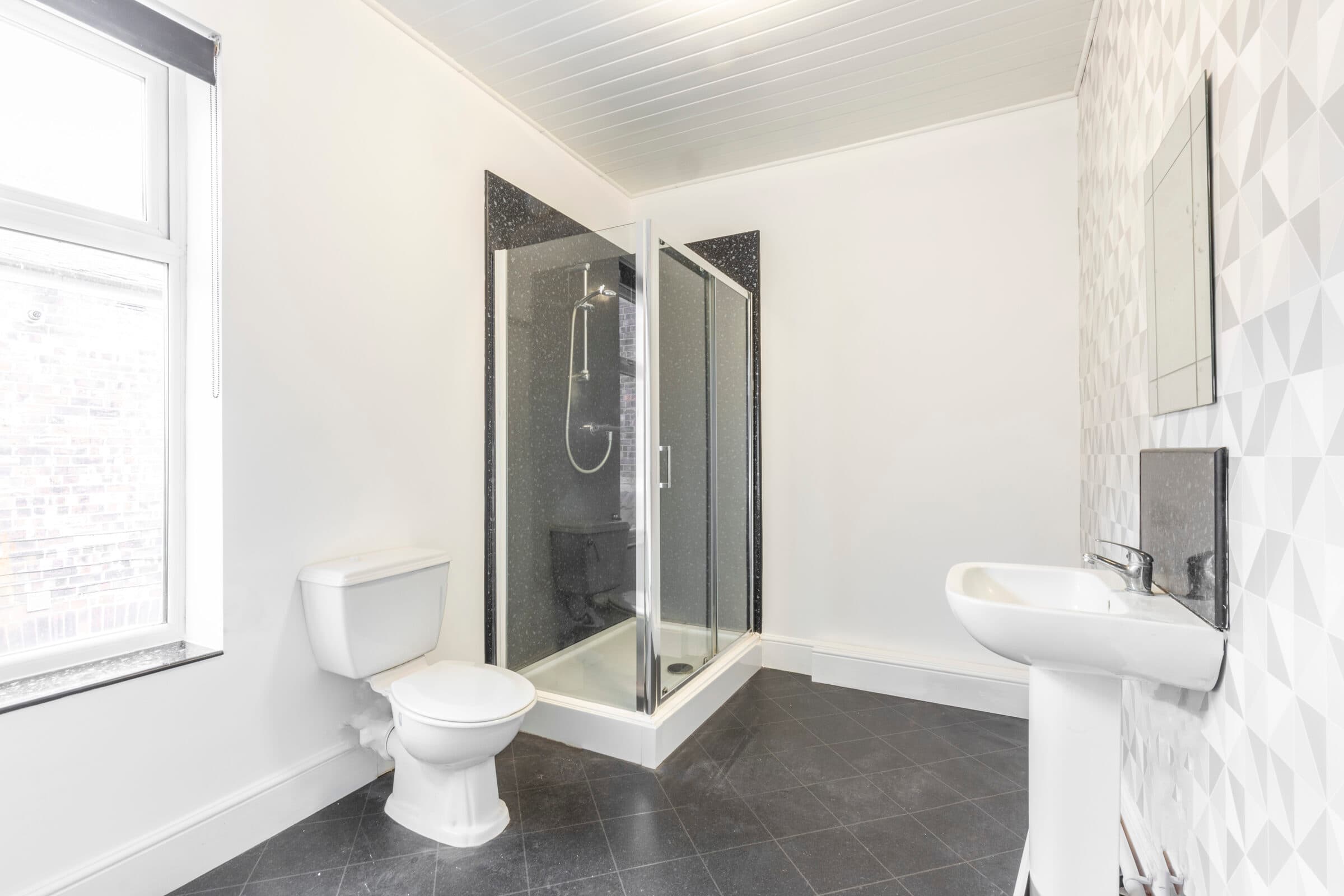 6 Bed House - Beverley Road thumbnail 8