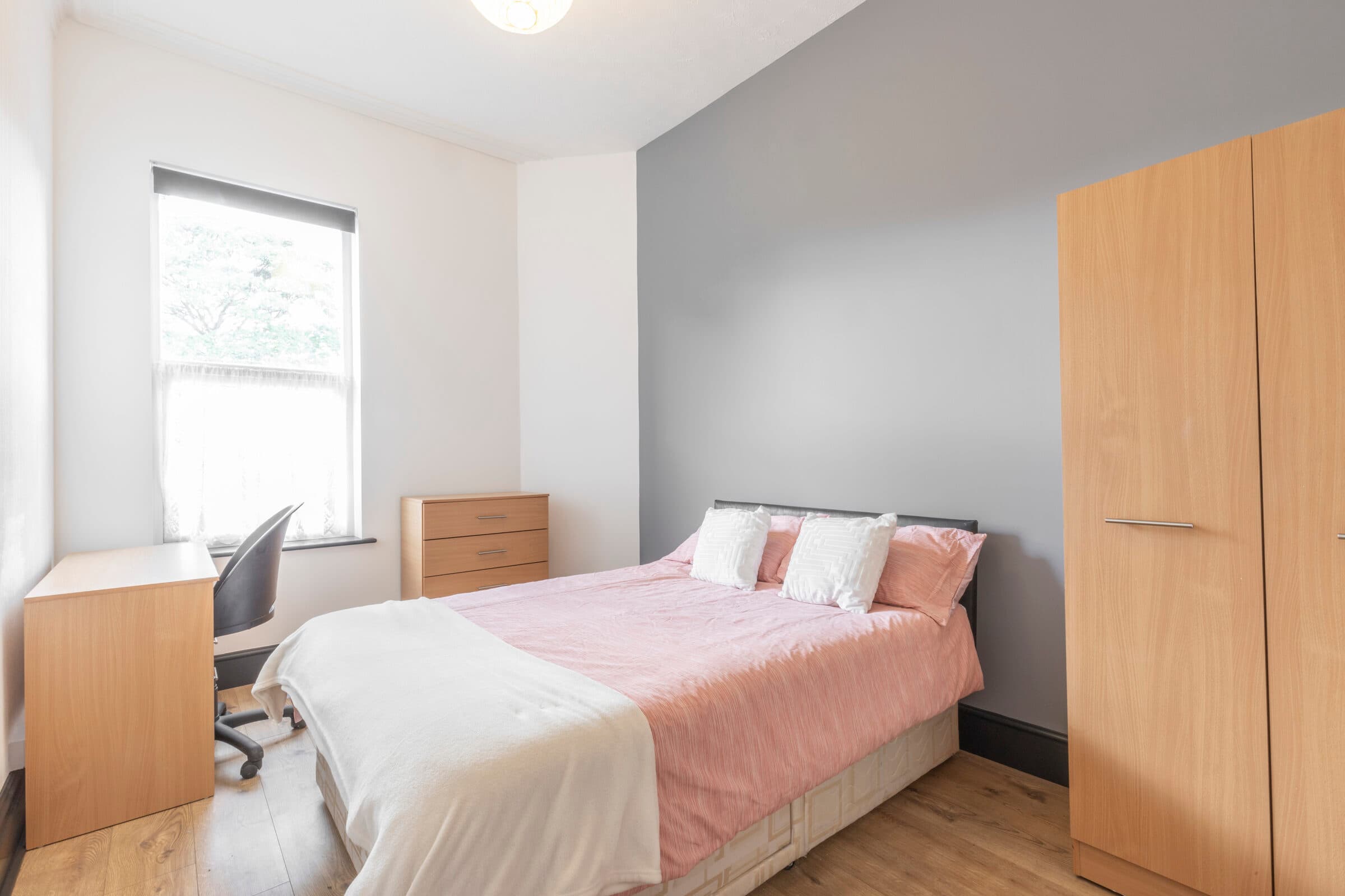 6 Bed House - Beverley Road thumbnail 7