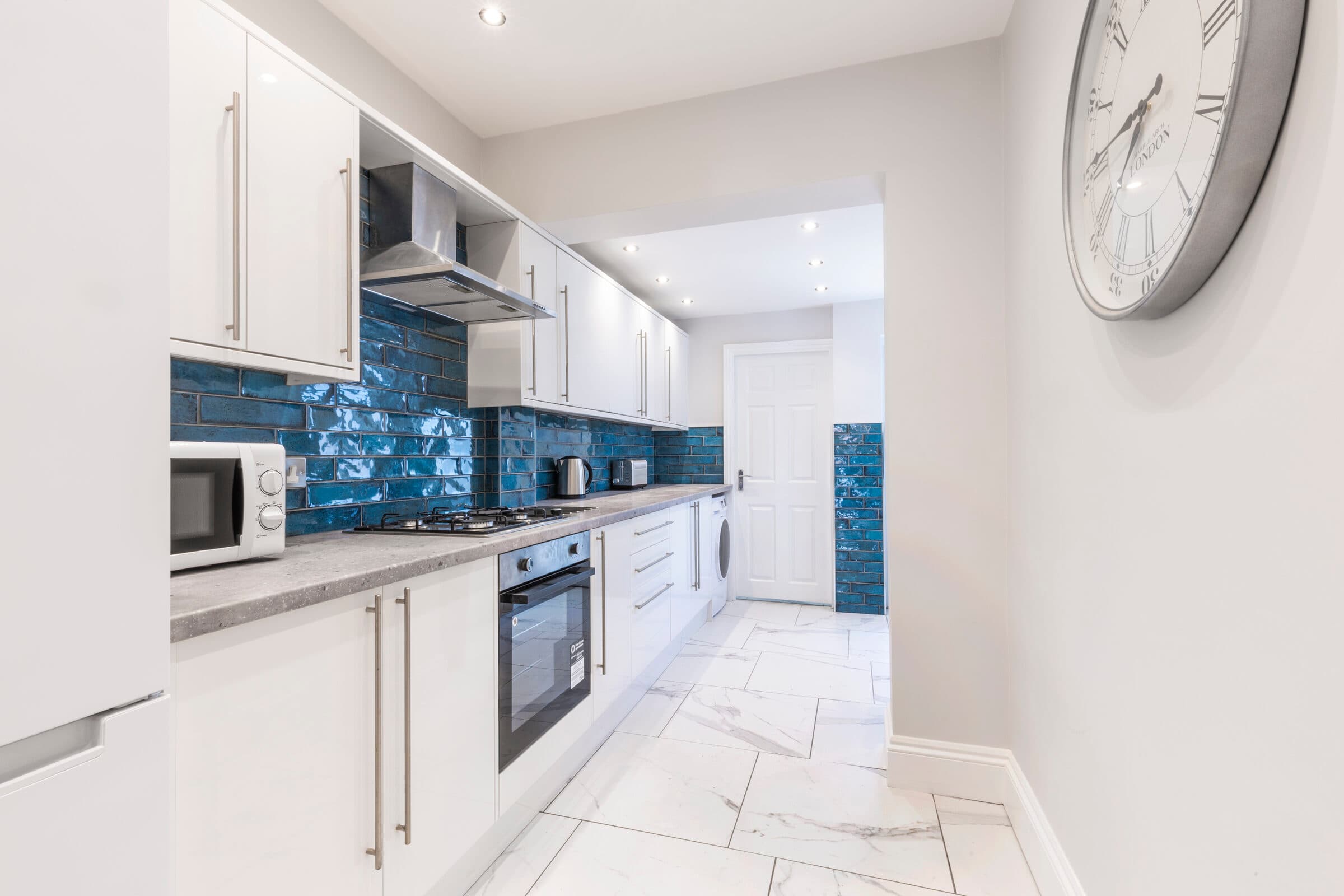 4 Bed House - Heathcote Street thumbnail 3