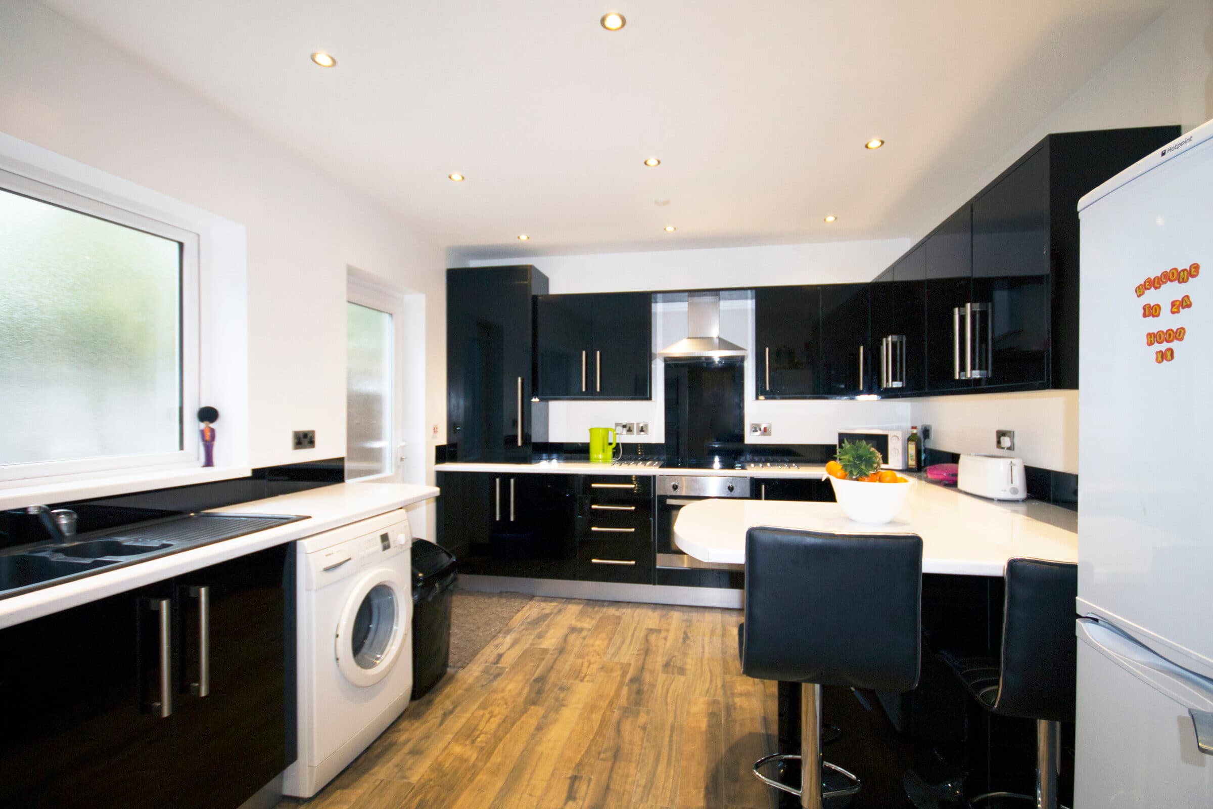 4 Bed House - Heathcote Street photo 1