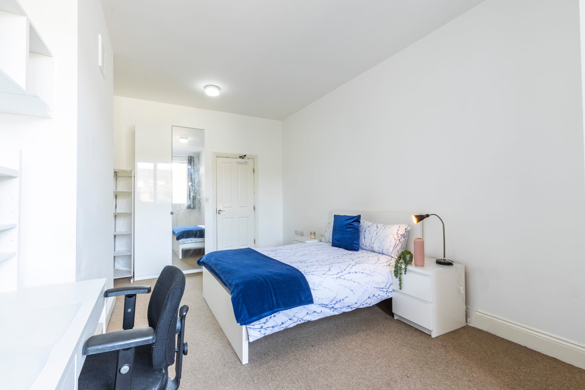 6 Bed House - Beverley Road thumbnail 6