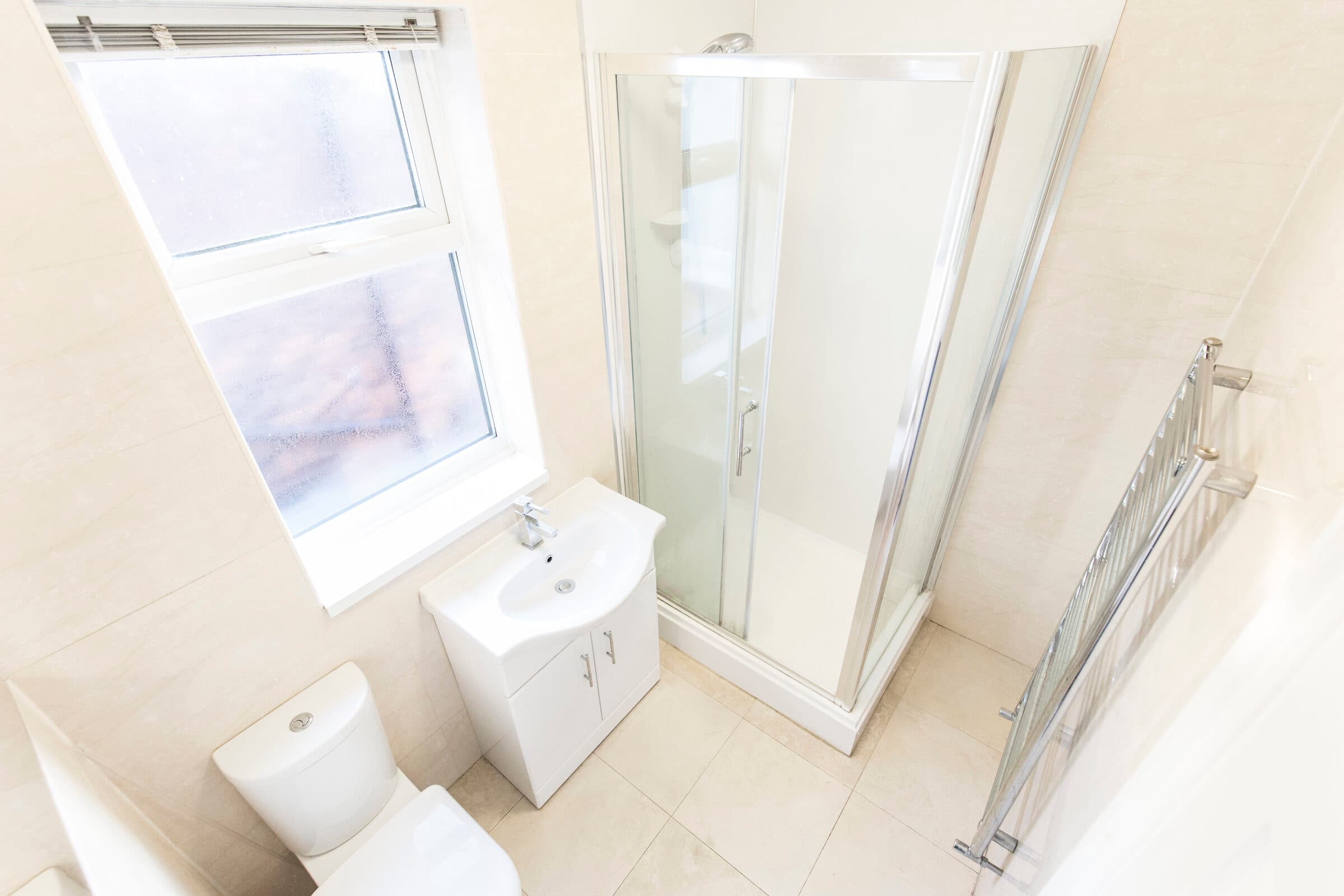 4 Bed House - Heathcote Street thumbnail 6