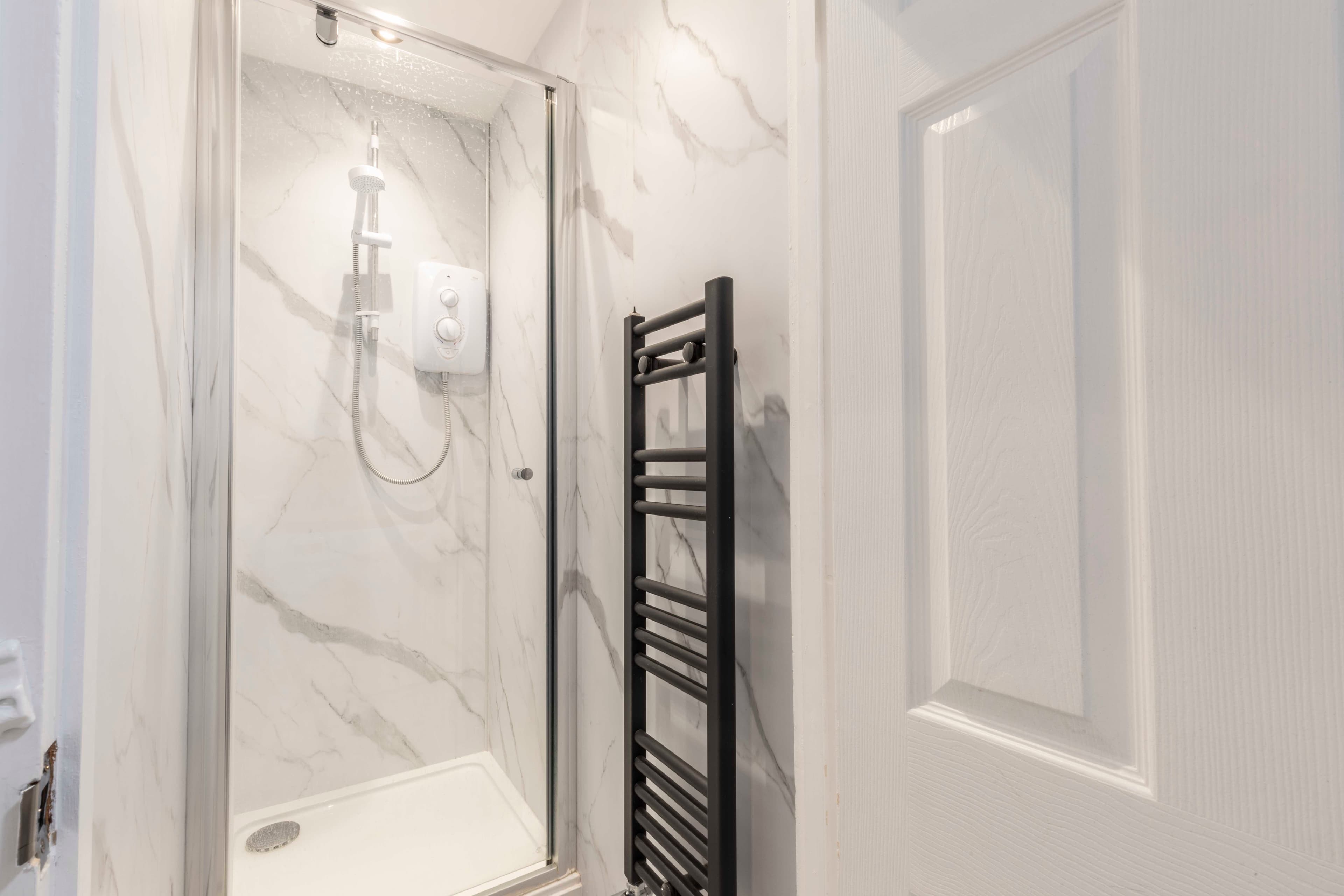 4 Bed House - Heathcote Street thumbnail 9