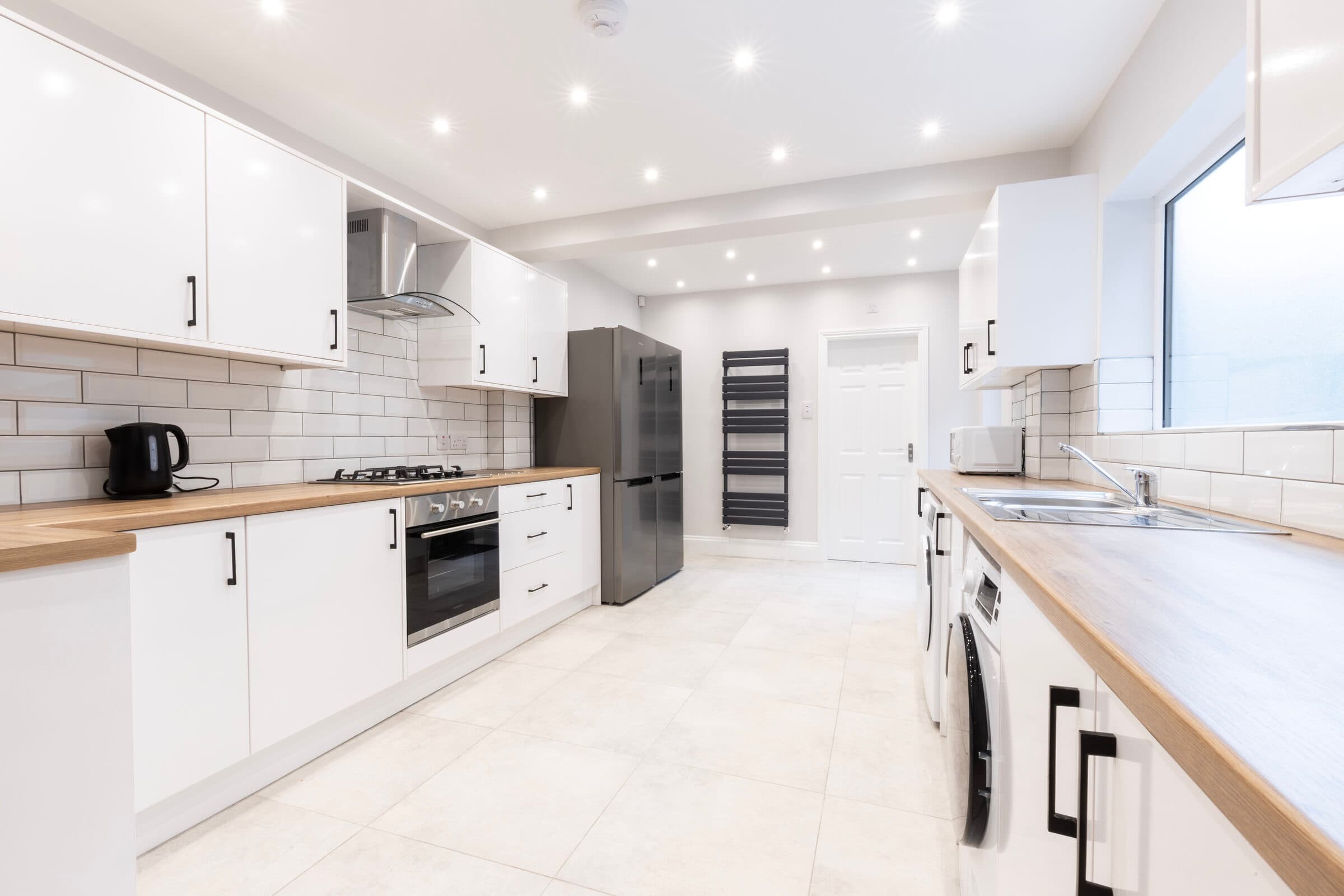 4 Bed House - Heathcote Street photo 1