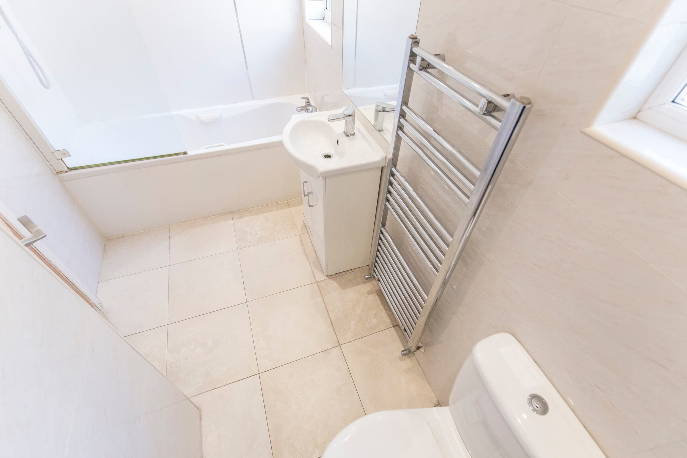 4 Bed House - Heathcote Street thumbnail 6