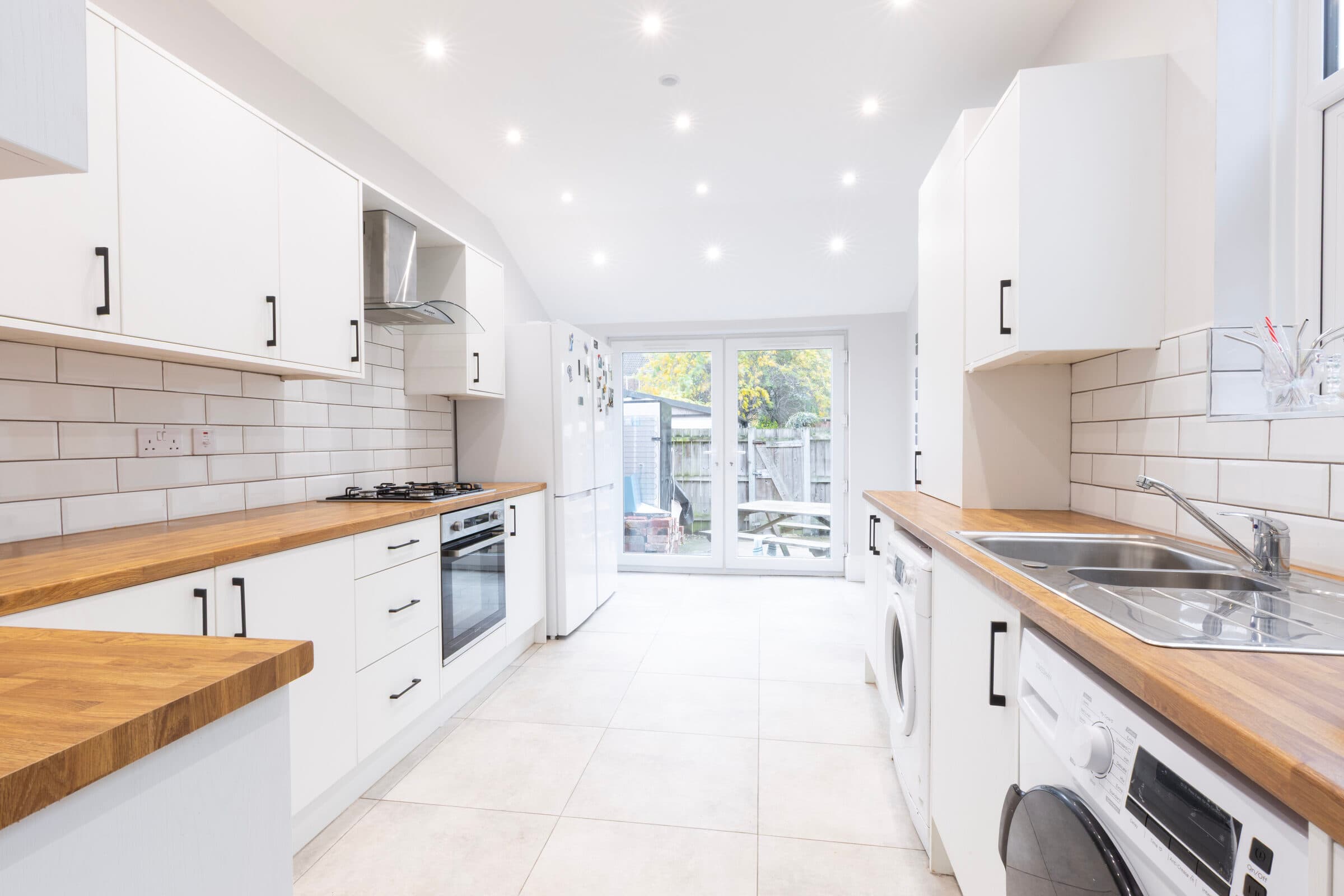 4 Bed House - Heathcote Street photo 1