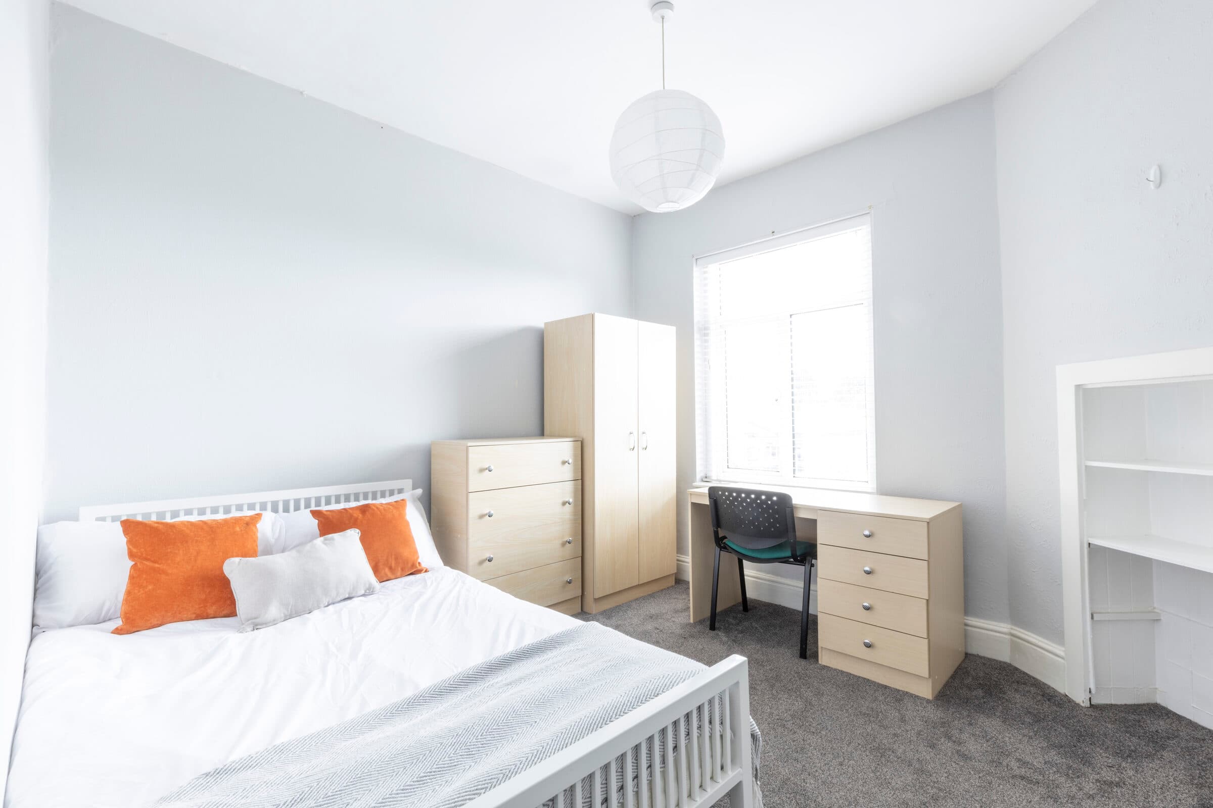 6 Bed House - Beresford Avenue thumbnail 7