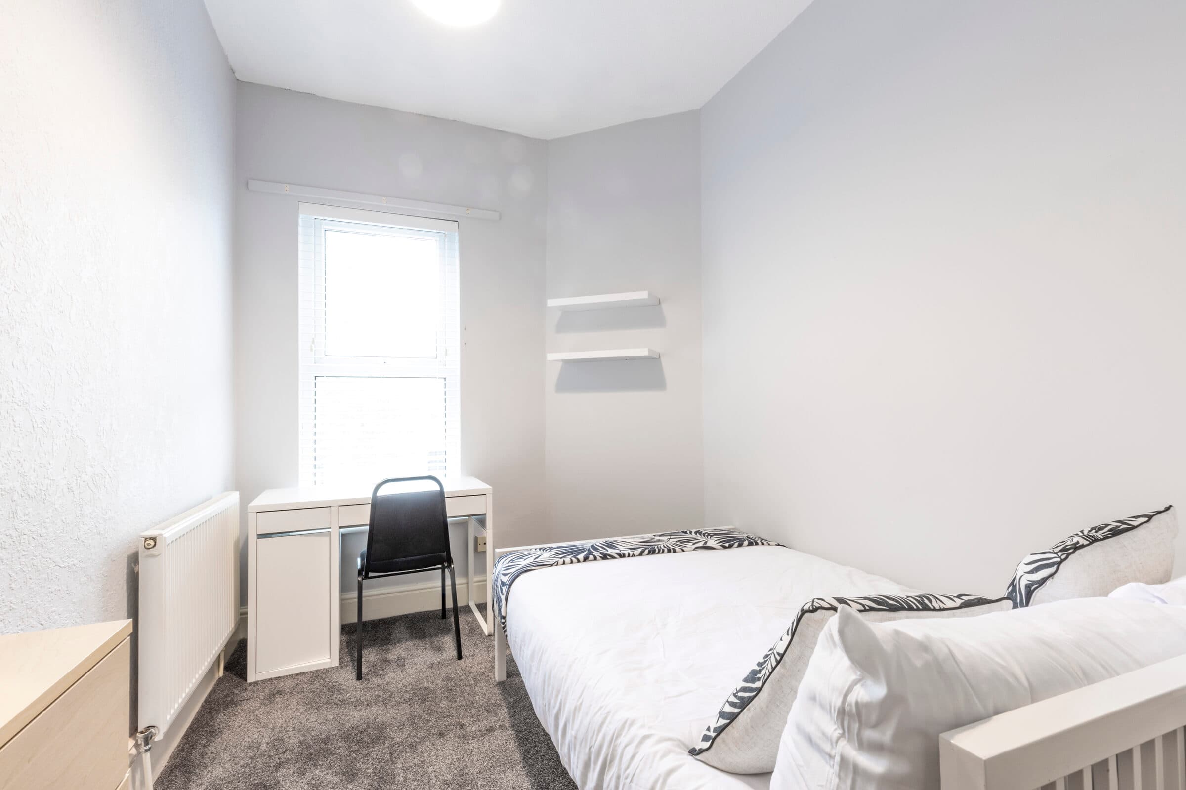 6 Bed House - Beresford Avenue thumbnail 9