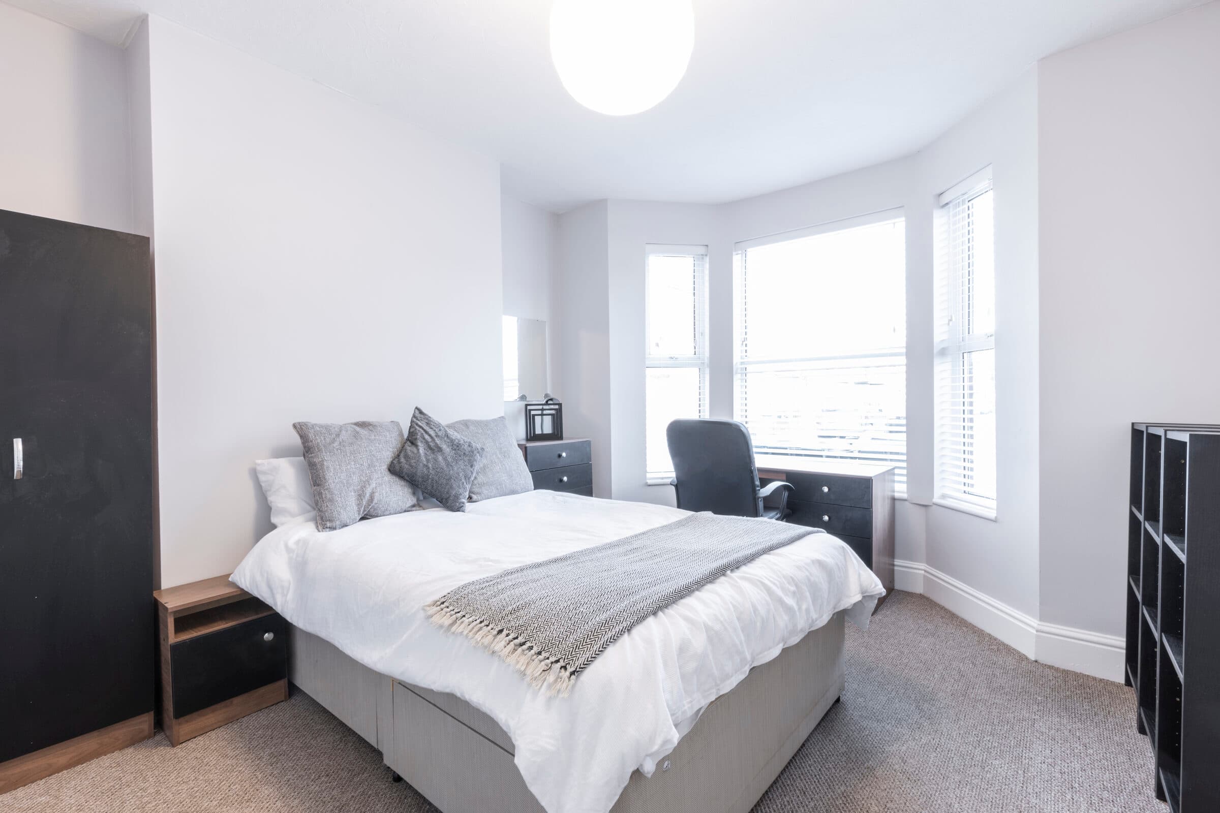 4 Bed House - Exmouth Street thumbnail 3