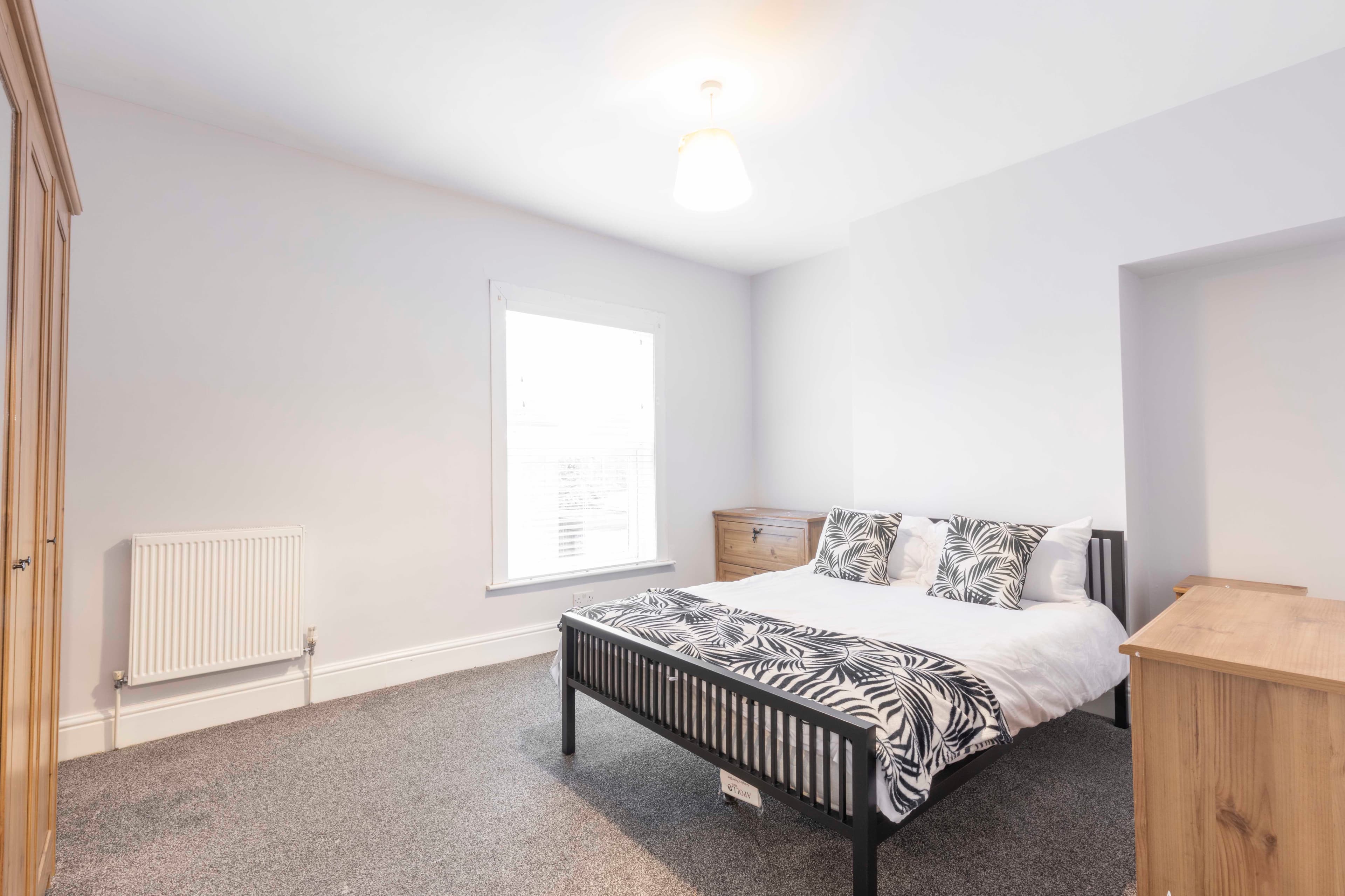 3 Bed House - Tavistock Street thumbnail 6