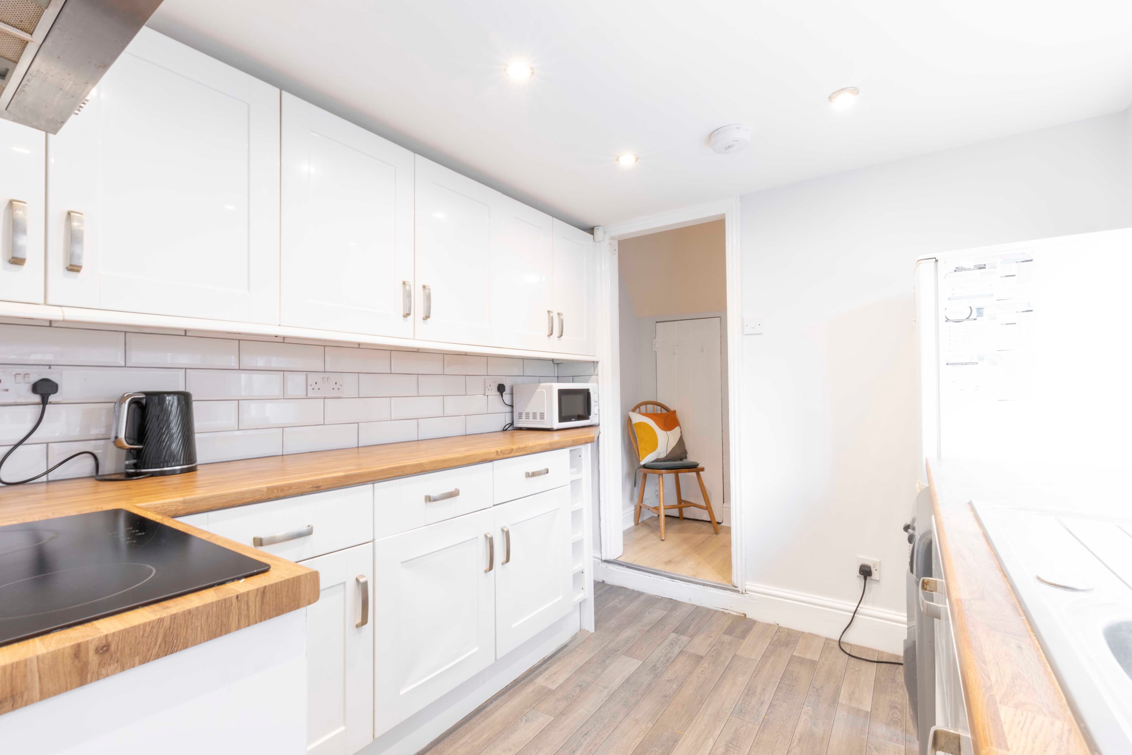 3 Bed House - Tavistock Street thumbnail 2