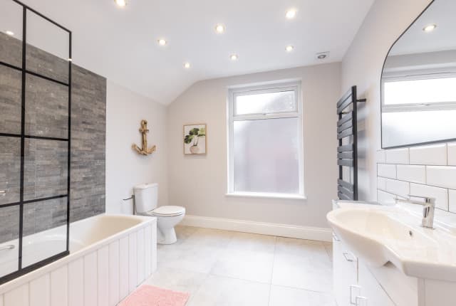 3 Bed House - Goddard Avenue thumbnail 7