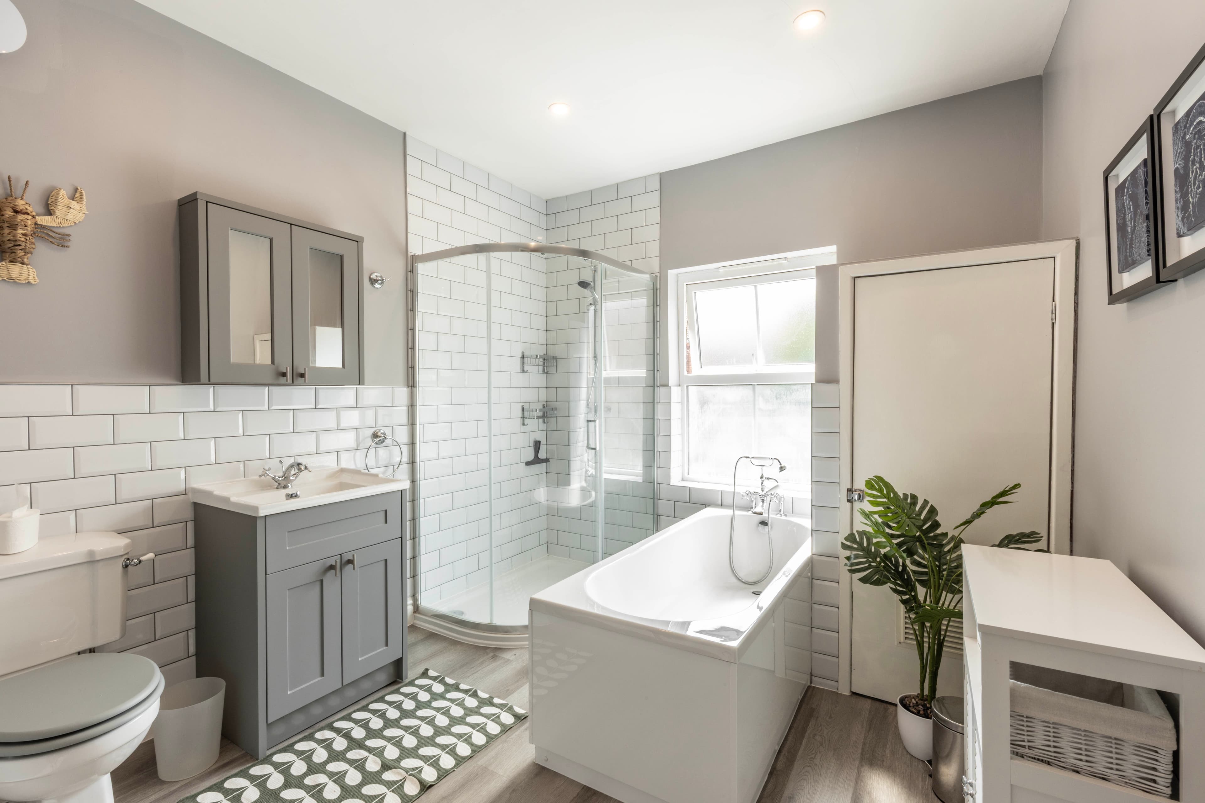 3 Bed House - Blaydes Street thumbnail 2