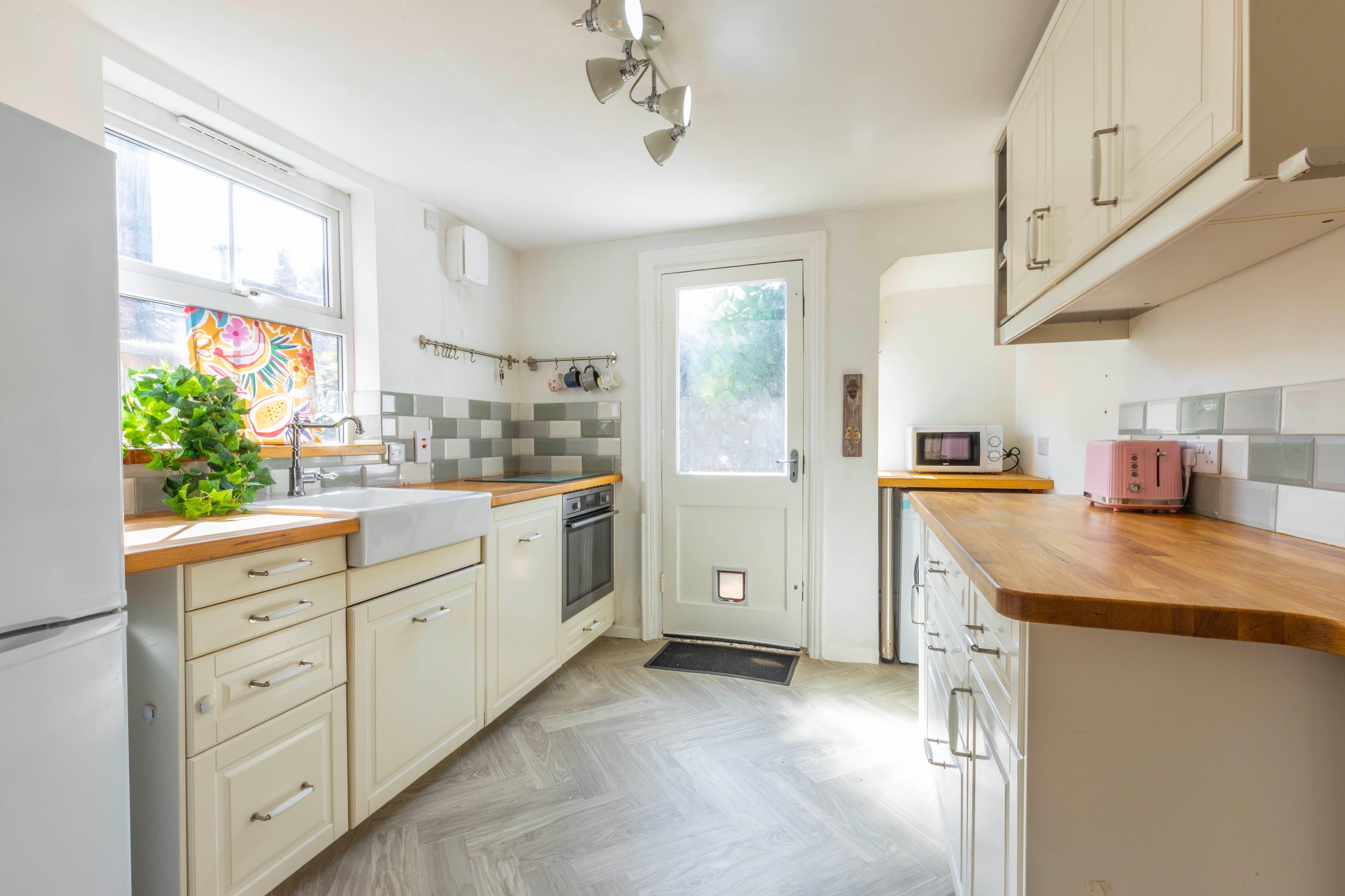 3 Bed House - Blaydes Street thumbnail 4