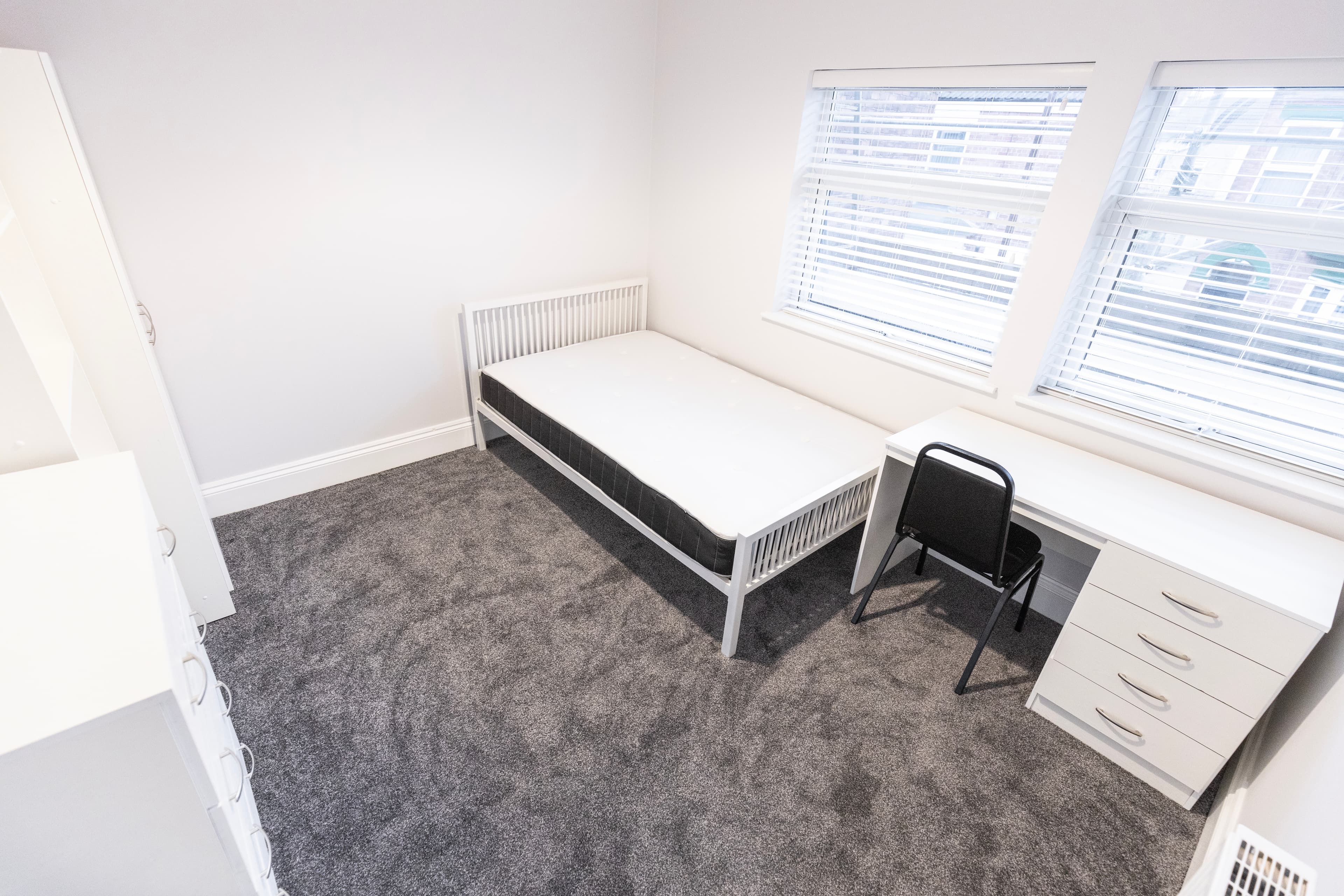 4 Bed House - Brooklyn Street thumbnail 6