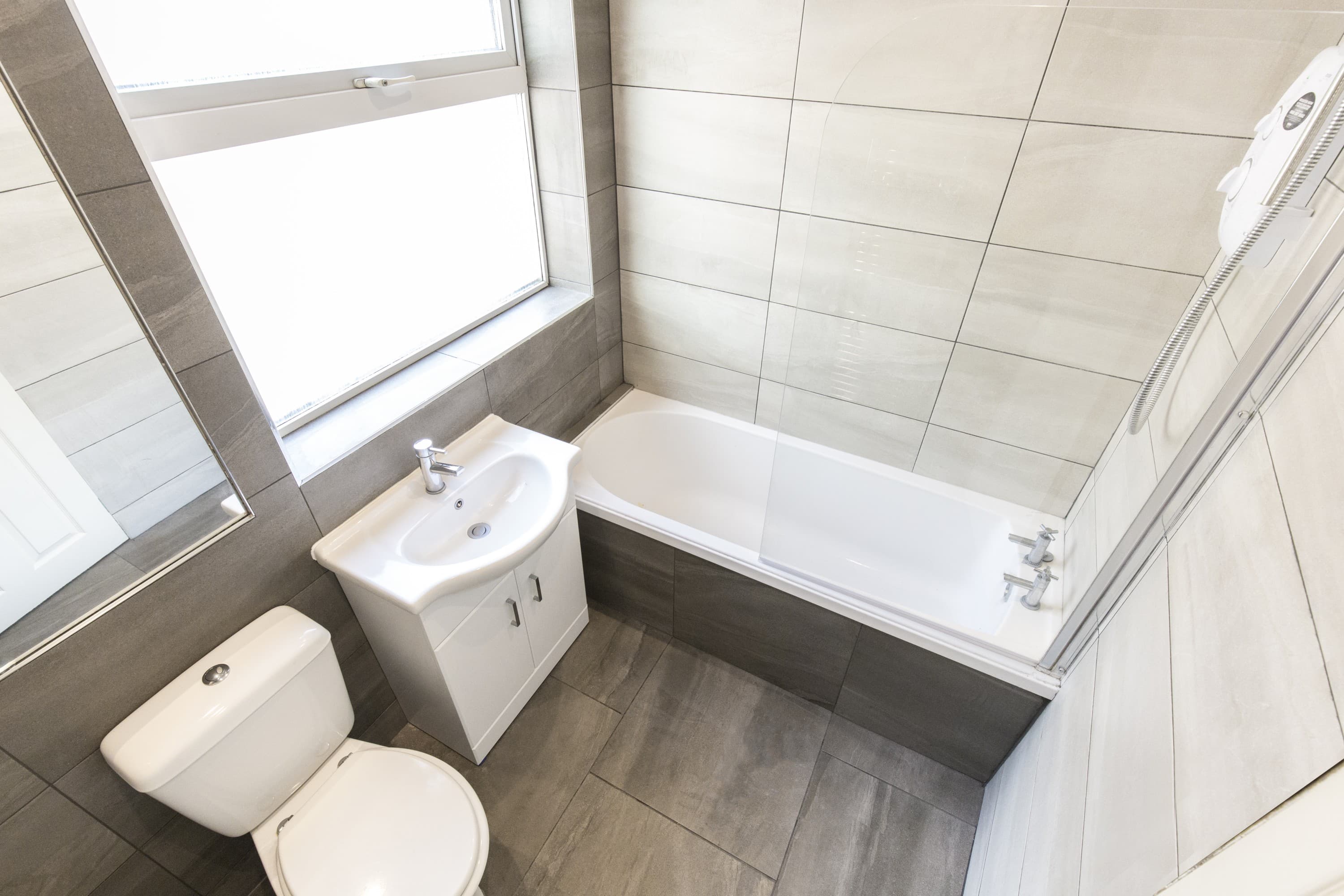 6 Bed House - Beresford Avenue thumbnail 9