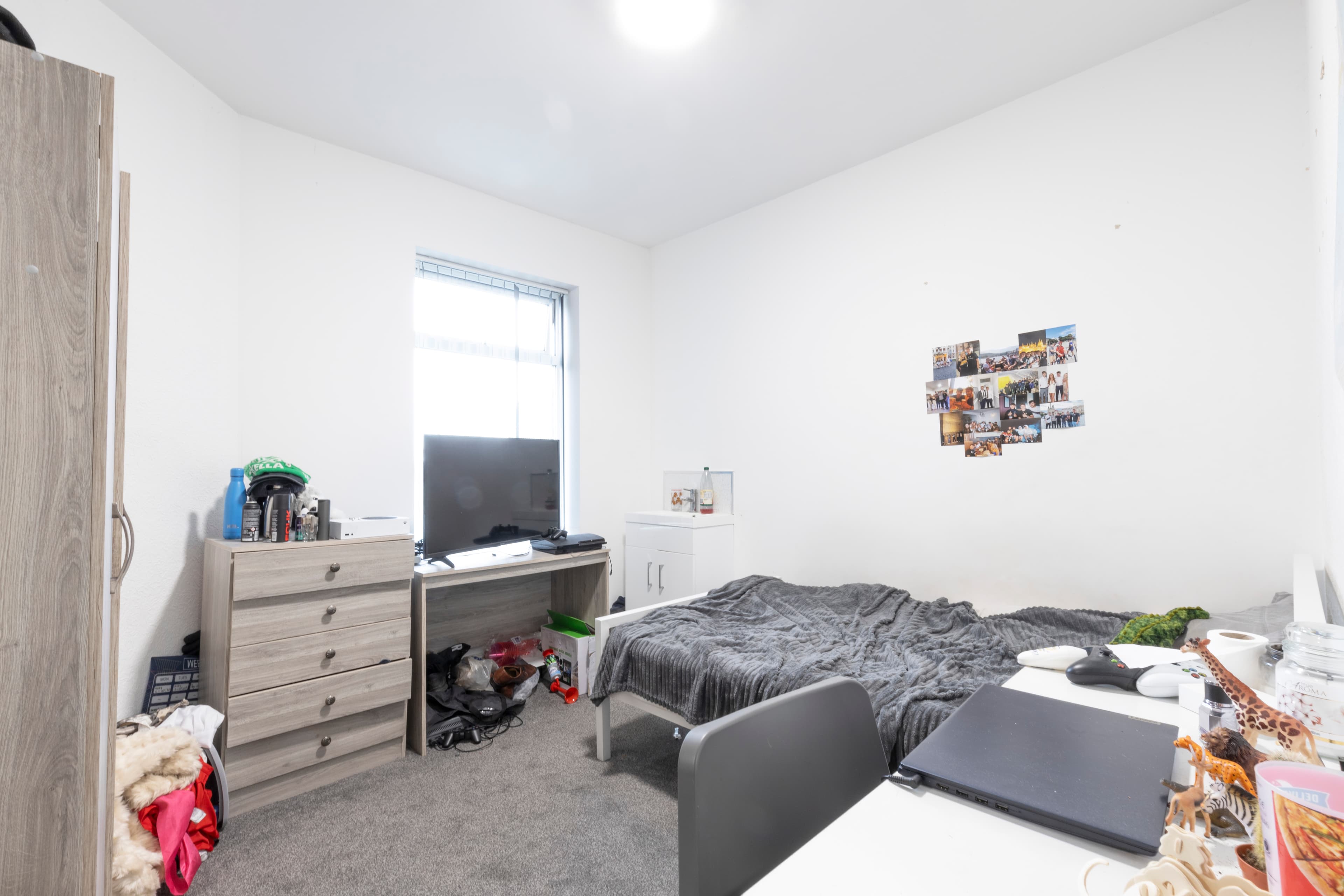 6 Bed House - Beresford Avenue thumbnail 4