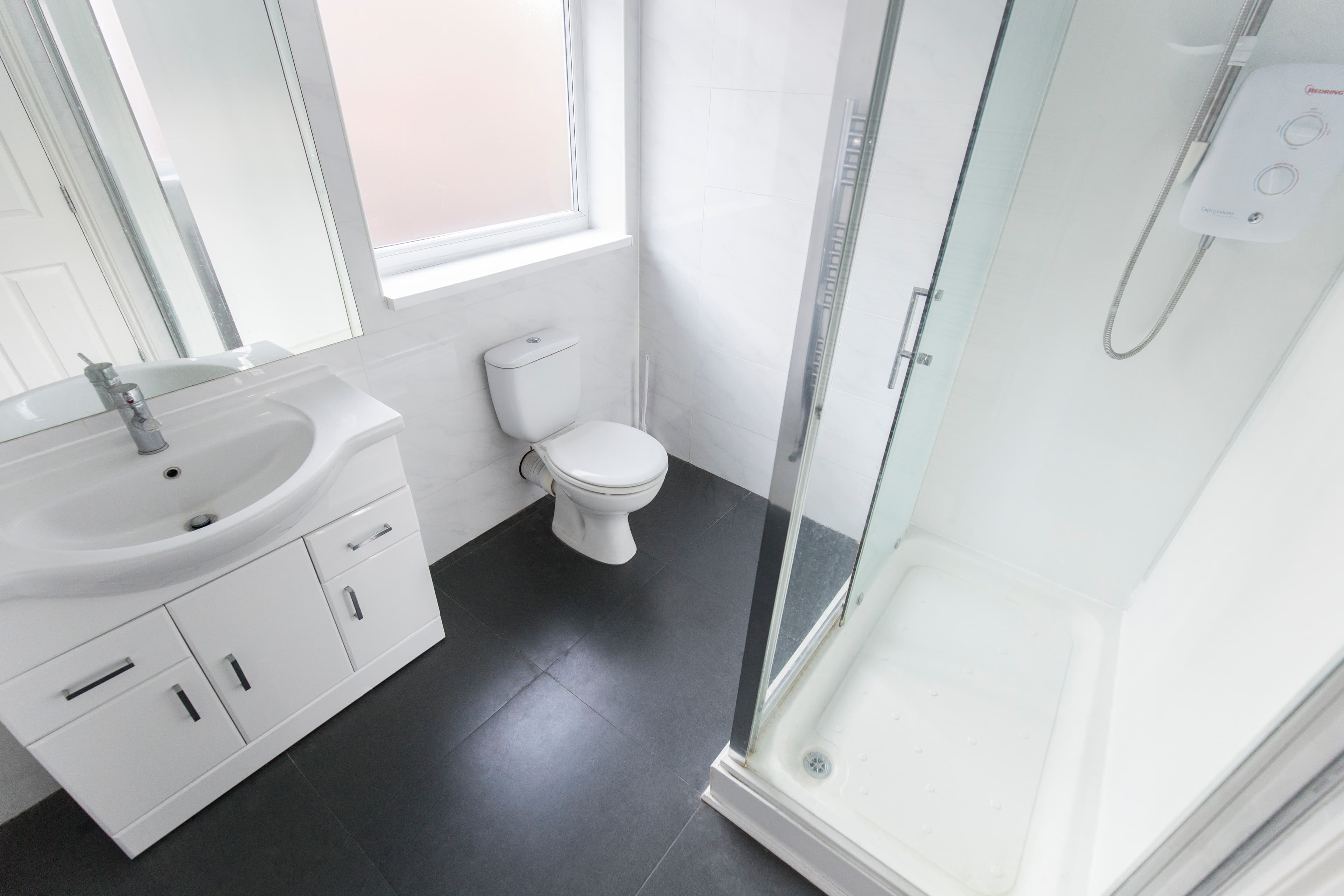 6 Bed House - Beresford Avenue thumbnail 8