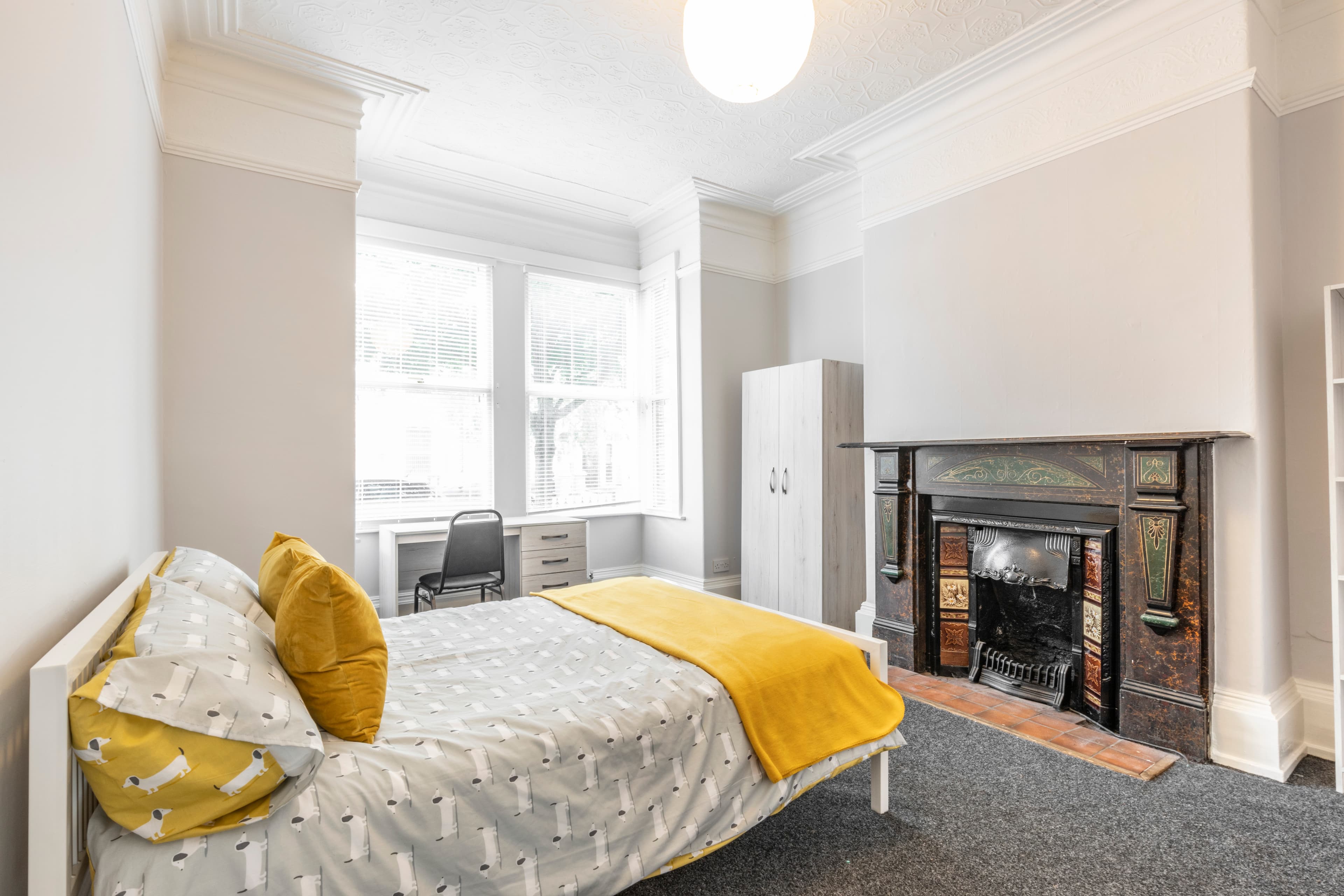 6 Bed House - Beresford Avenue thumbnail 9