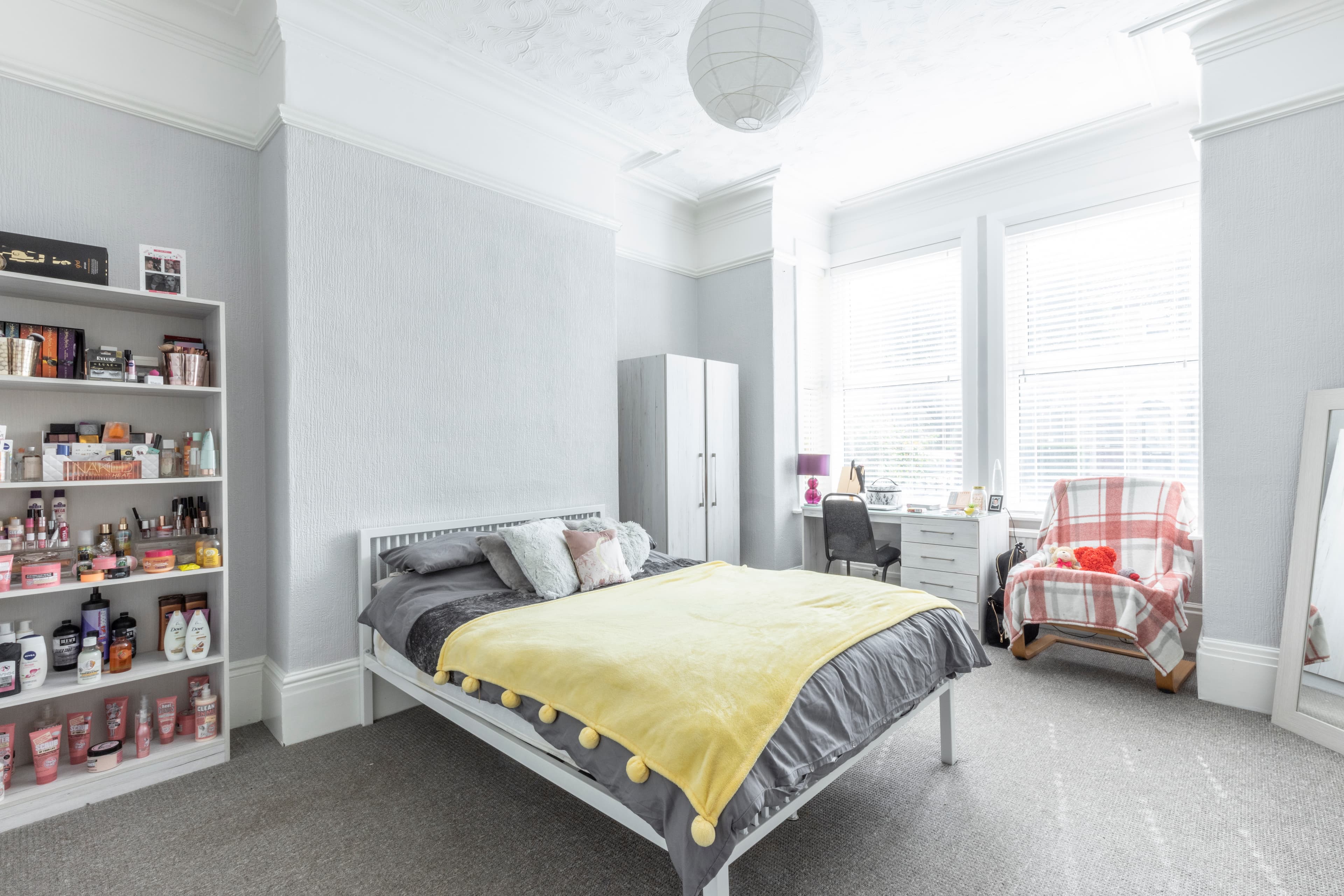 6 Bed House - Beresford Avenue thumbnail 6