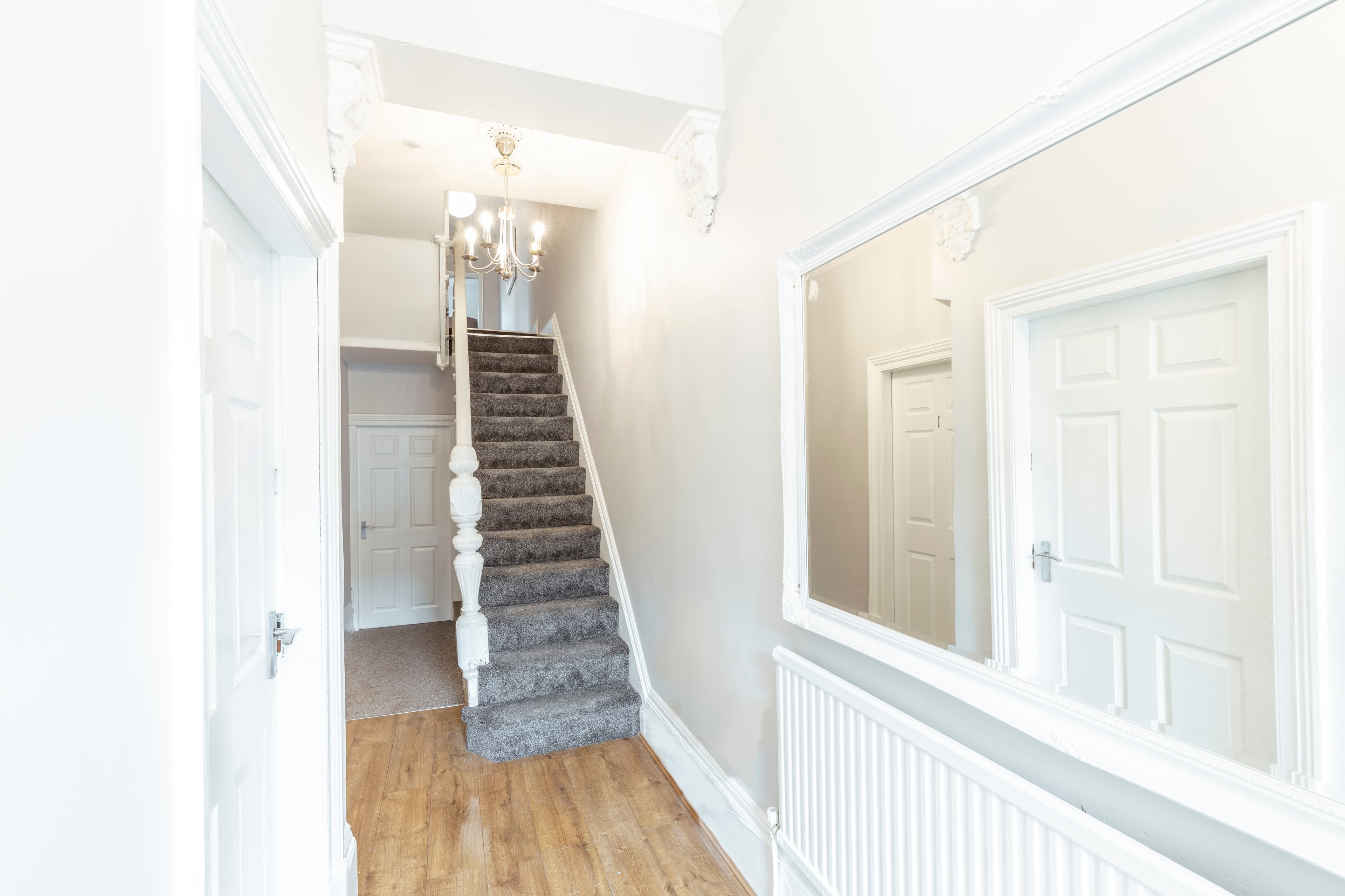 5 Bed House - Beresford Avenue thumbnail 11