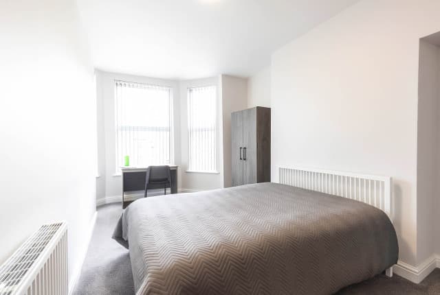 5 Bed House - Heathcote Street thumbnail 9