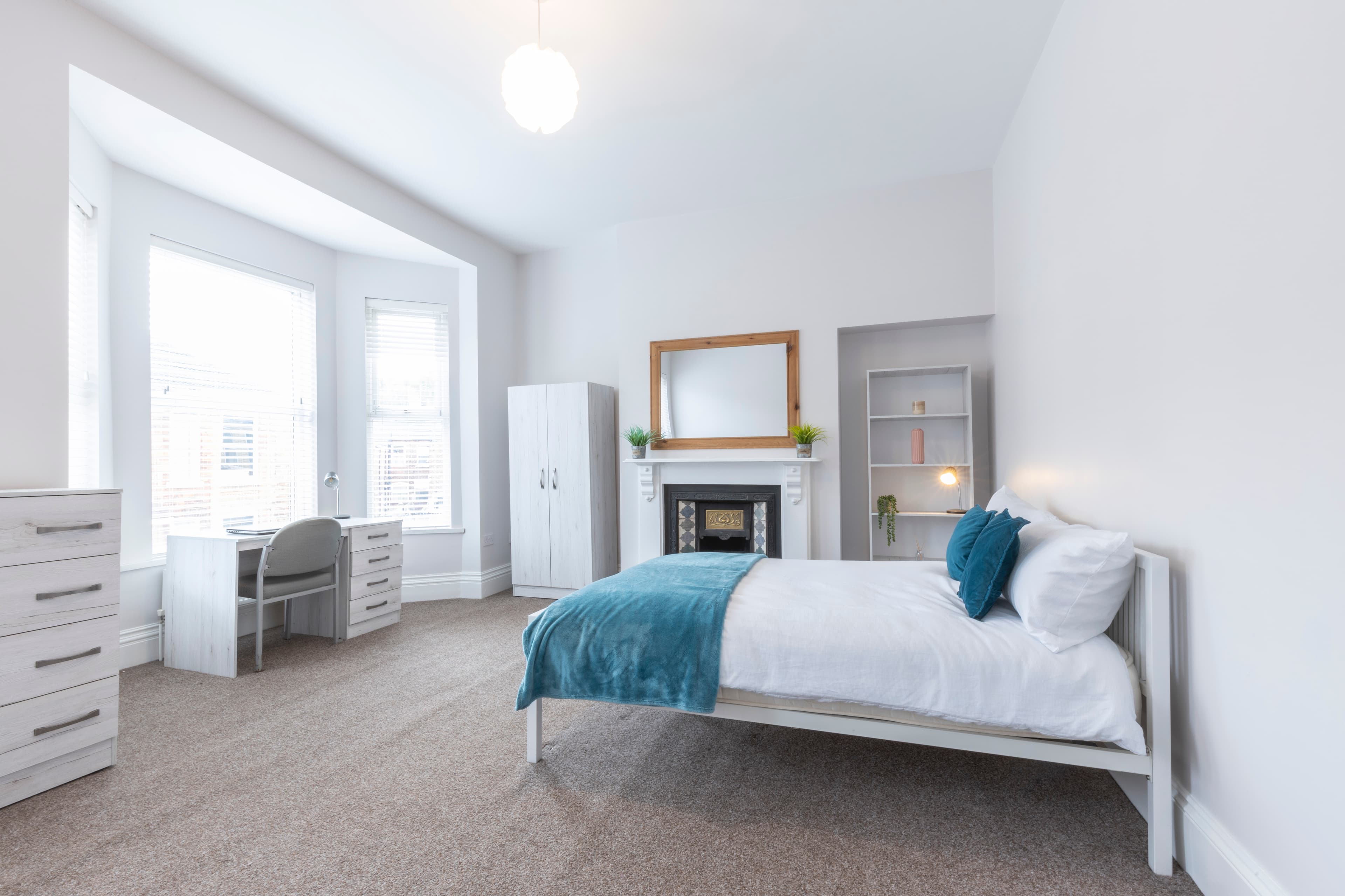 5 Bed House - Heathcote Street thumbnail 5